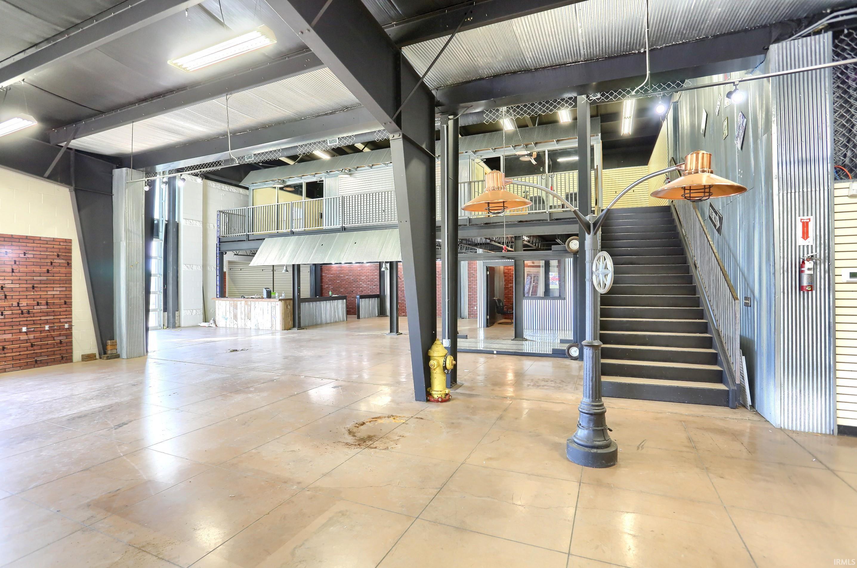 Photo 14 of 665 W Connexion Way