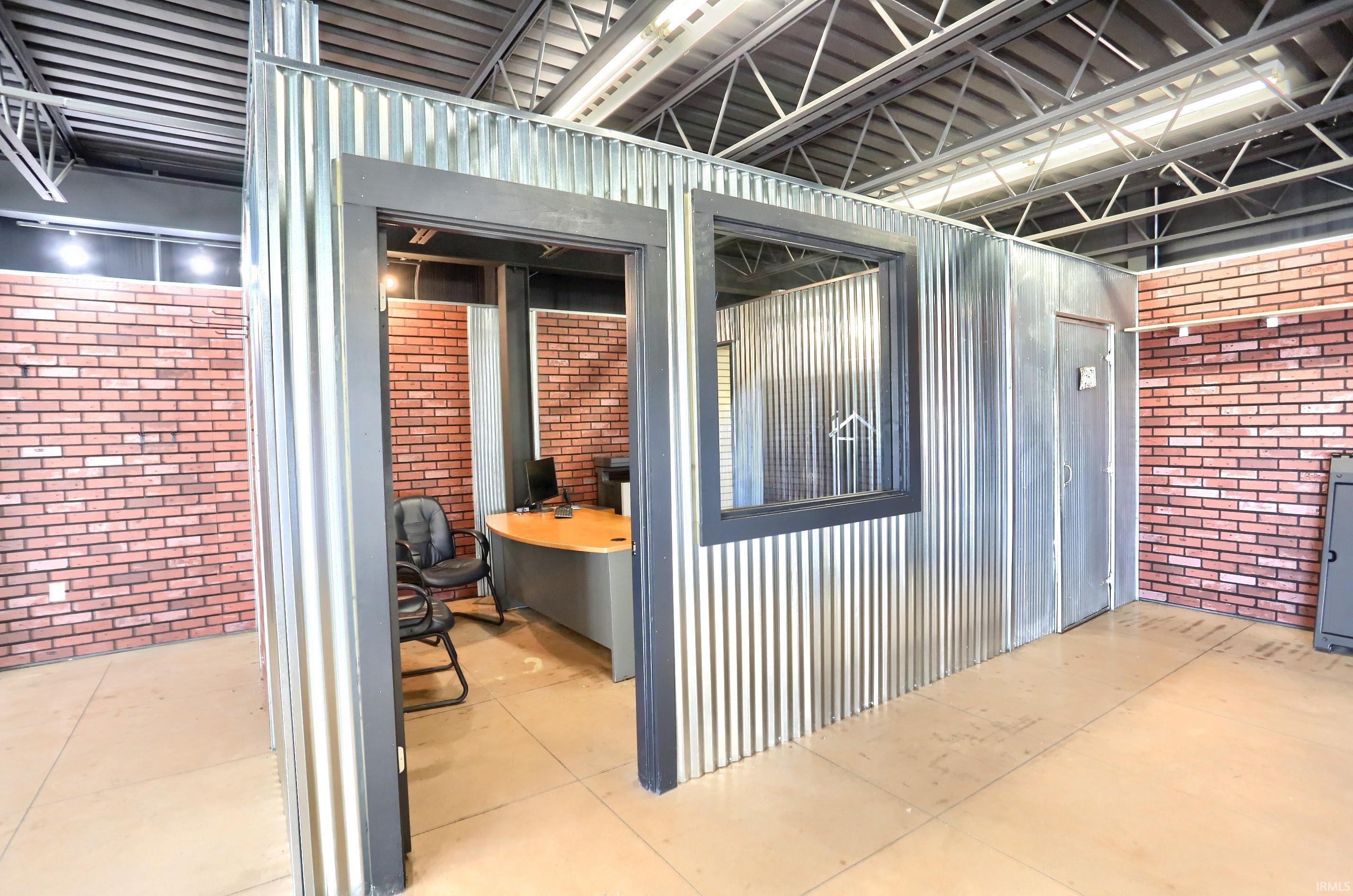 Photo 21 of 665 W Connexion Way