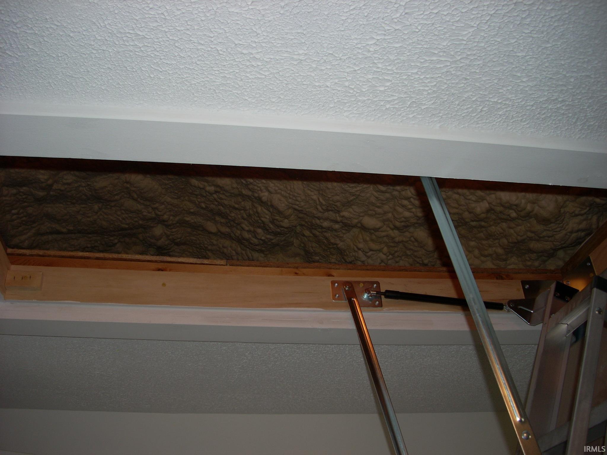 Homes for sale in Rochester, IN | 618 W 12 Th St, Rochester, IN 46975 | MLS# 202545482