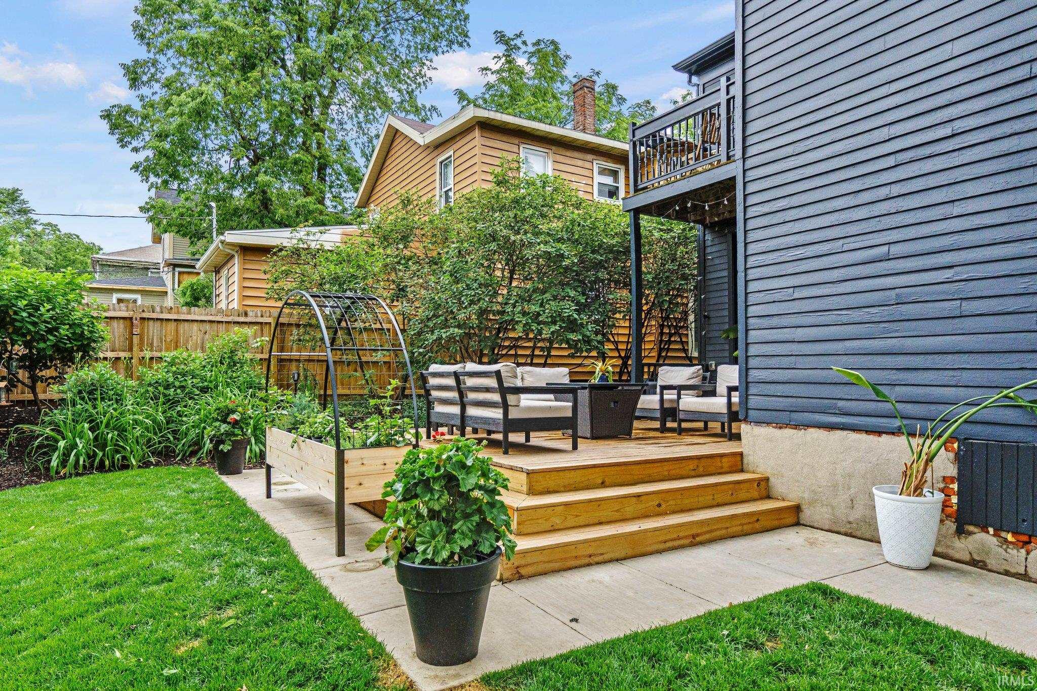 Photo 31 of 1336 W Washington Boulevard