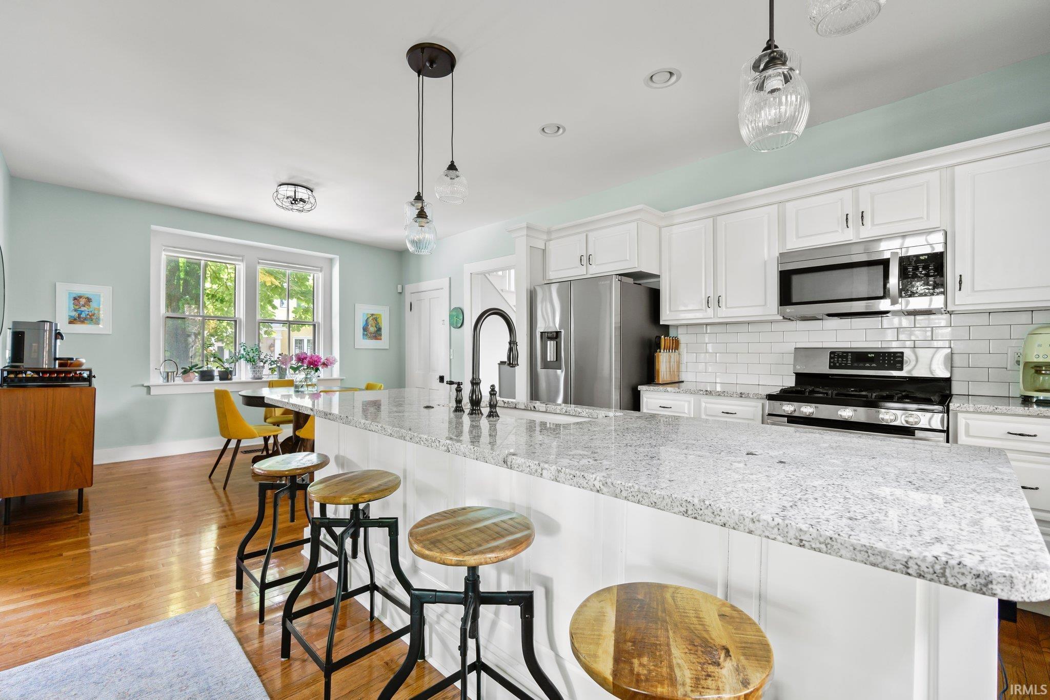 Photo 7 of 1336 W Washington Boulevard