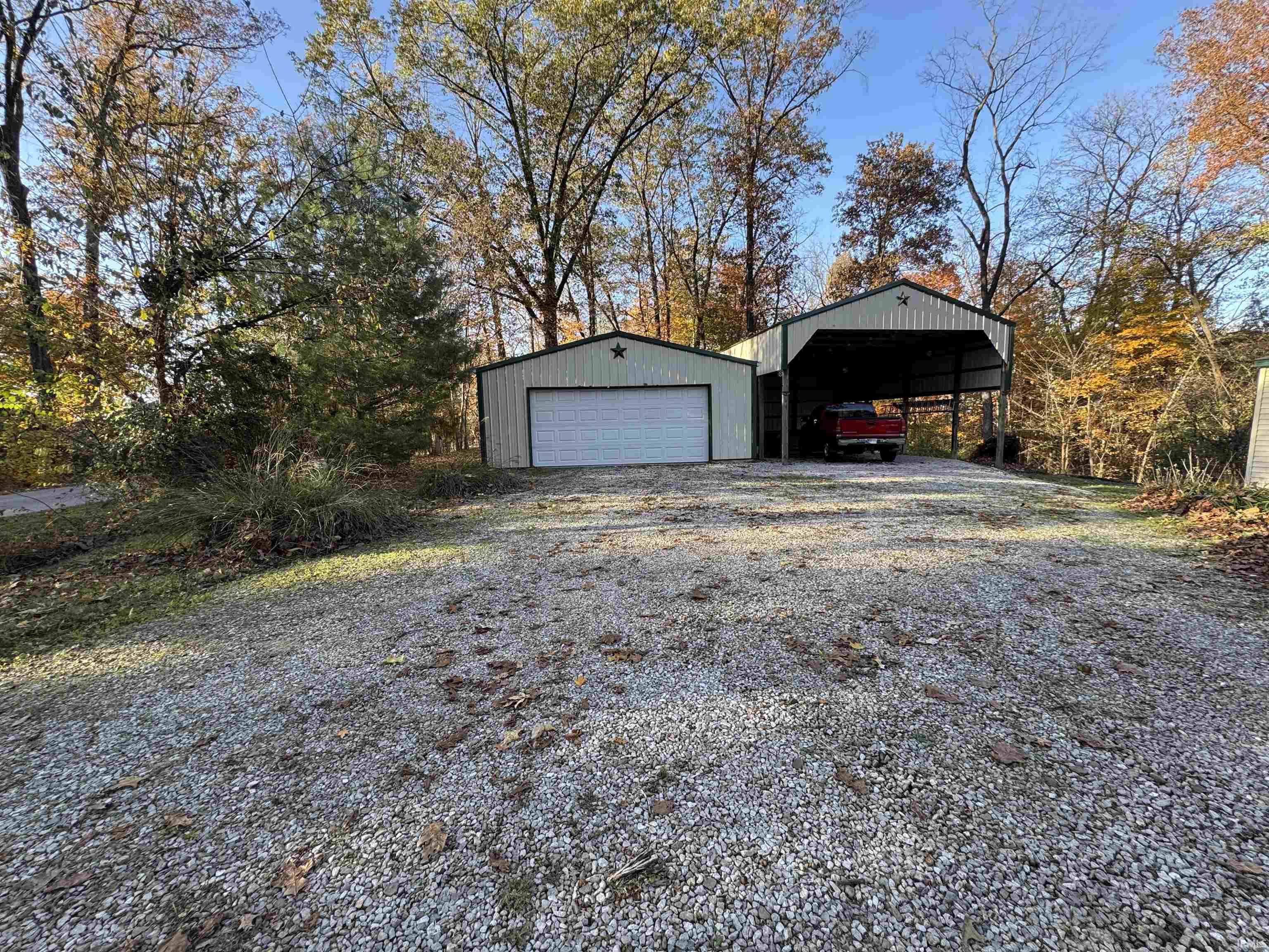 Homes for sale in Haubstadt, IN | 5180 E 1200 S Rd, Haubstadt, IN 47639 | MLS# 202545518