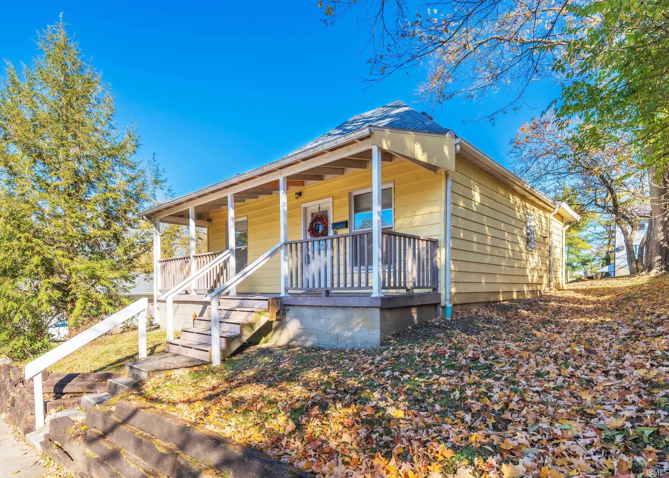 Homes for sale in Bloomington, IN | 944 N Jackson St, Bloomington, IN 47404 | MLS# 202545524