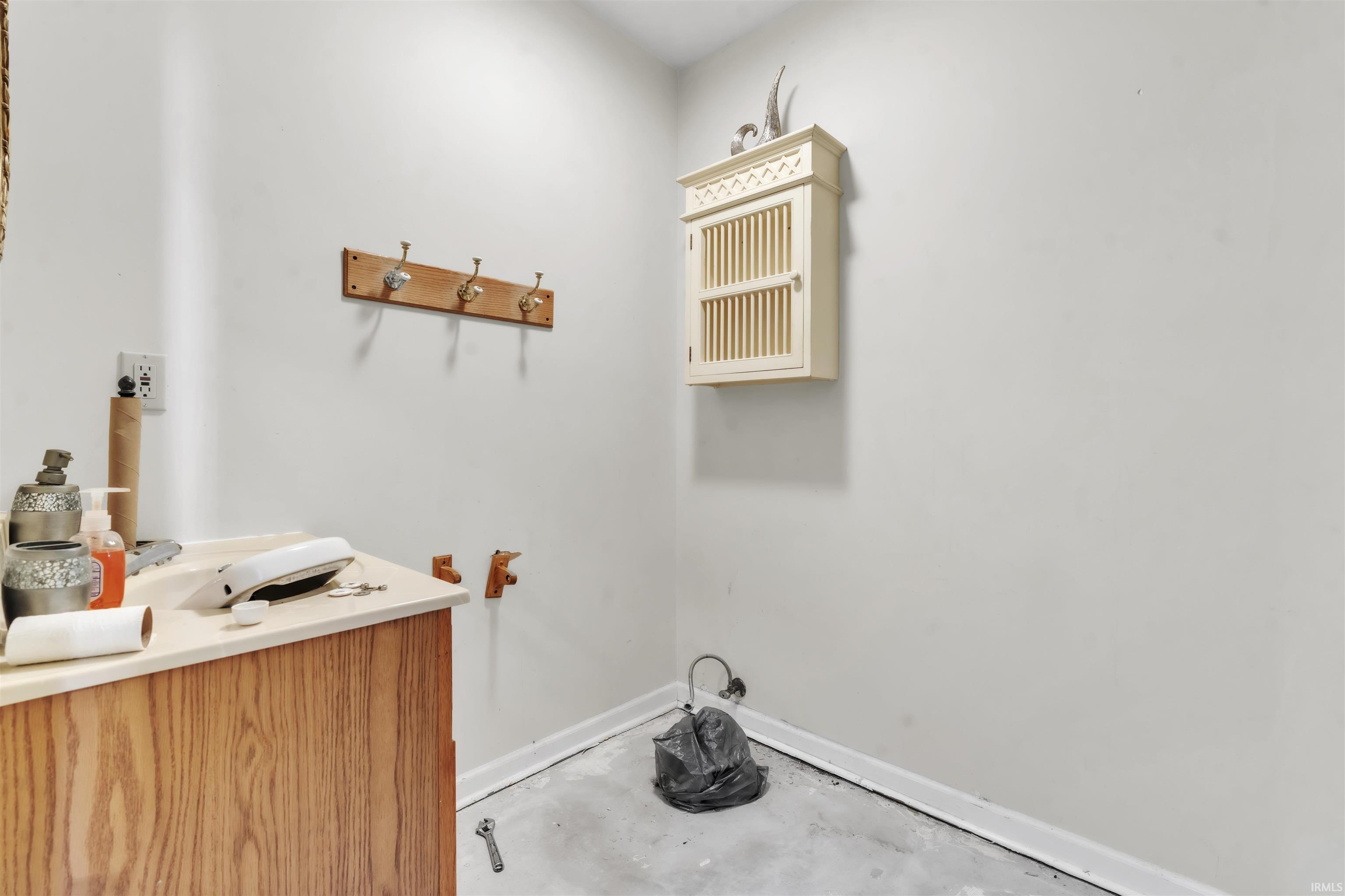 Photo 21 of 8934 Stoneridge Court