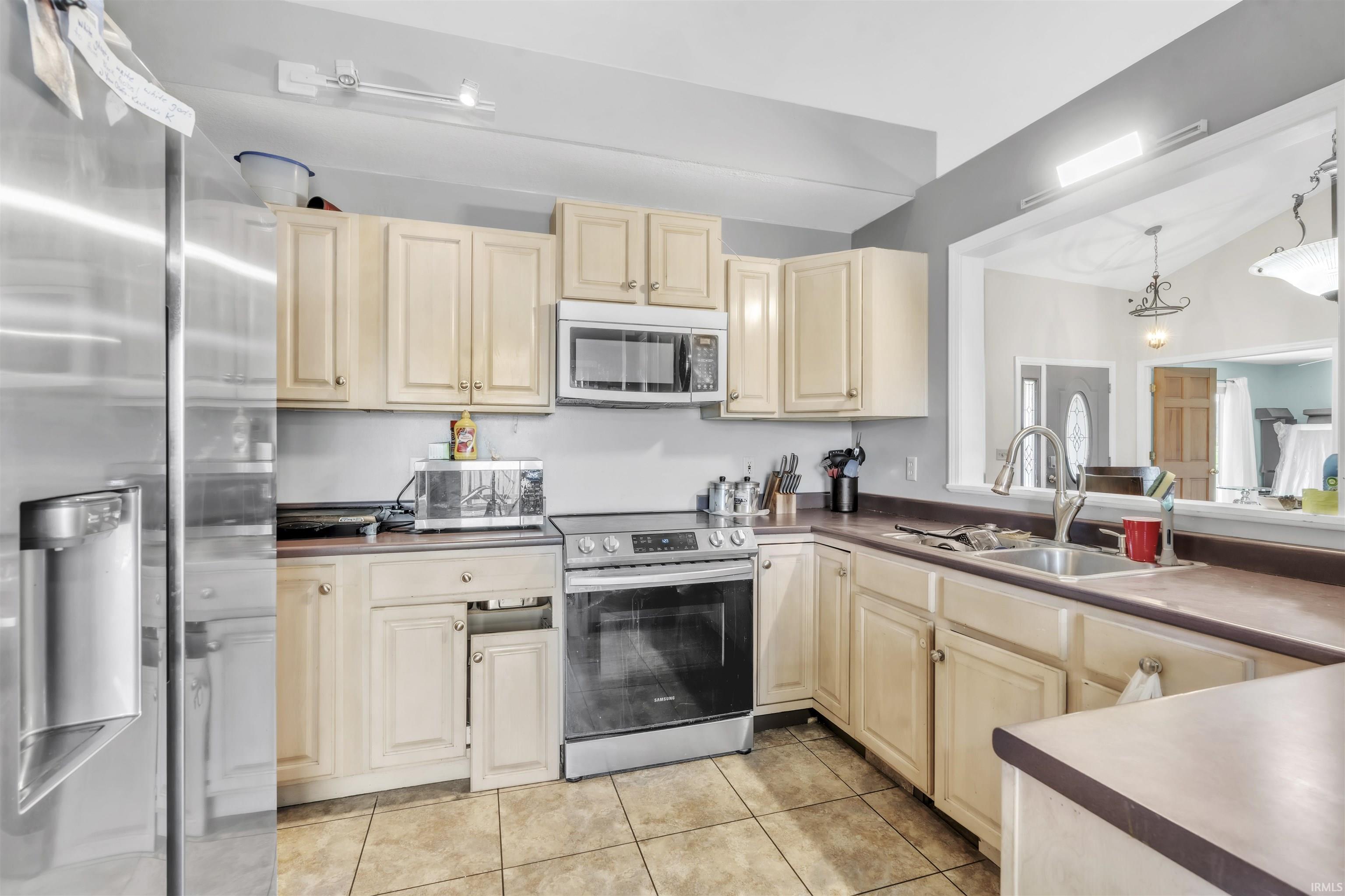 Photo 9 of 8934 Stoneridge Court