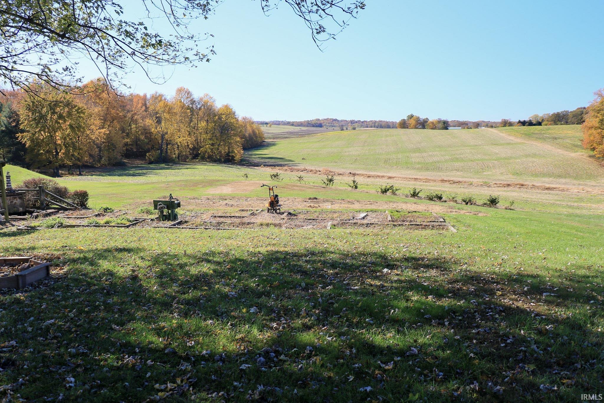 Homes for sale in Huntingburg, IN | 4627 S 50 E Rd, Huntingburg, IN 47542 | MLS# 202545536