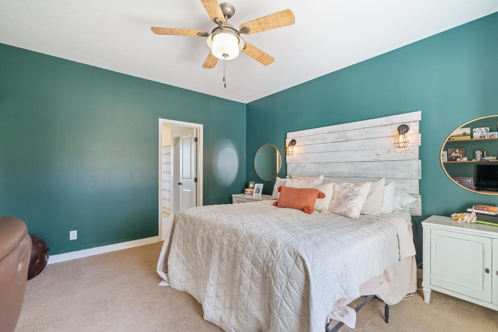 Photo 11 of 1299 N 175 E