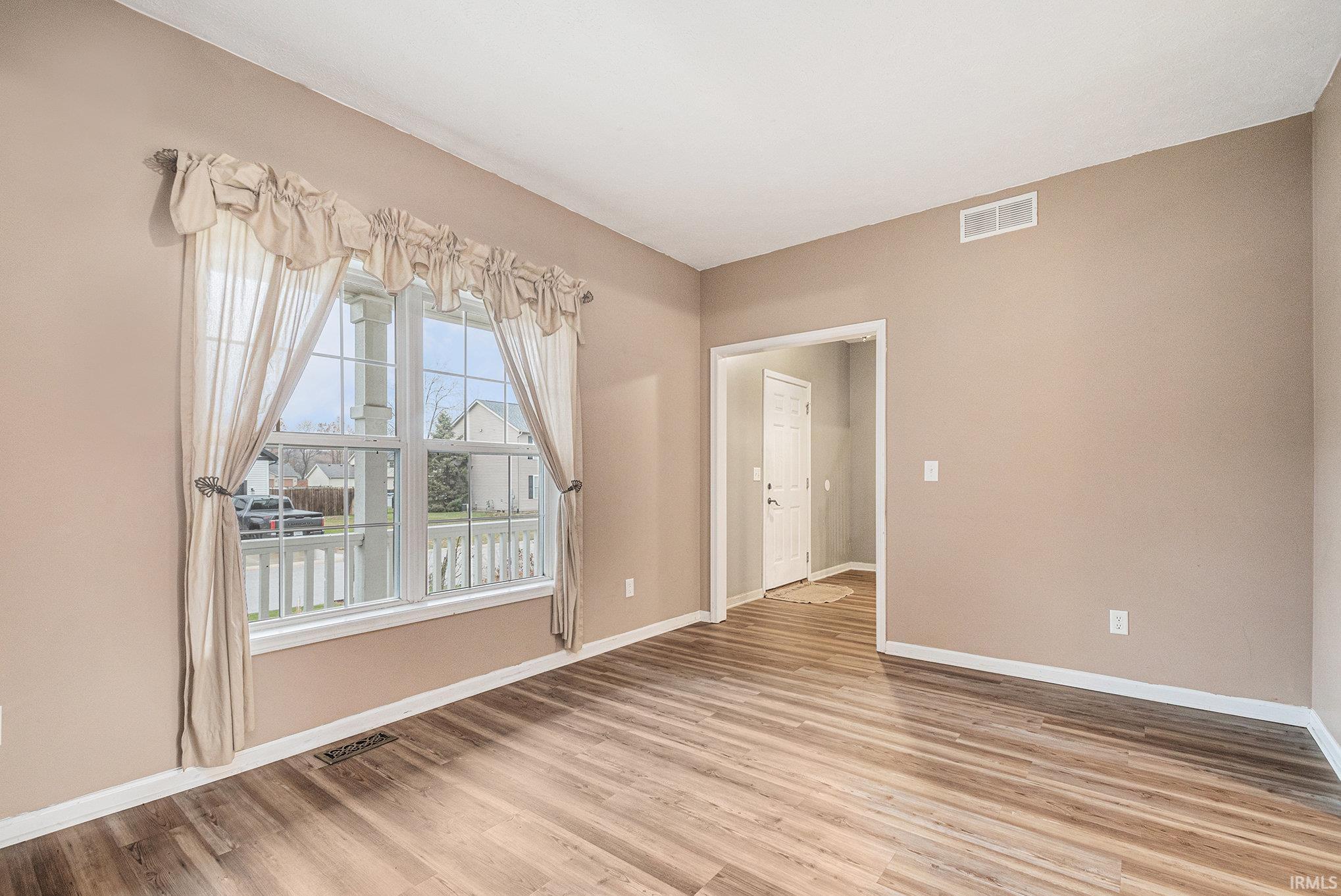 Homes for sale in South Bend, IN | 57210 White Pine Trl, South Bend, IN 46619 | MLS# 202545584