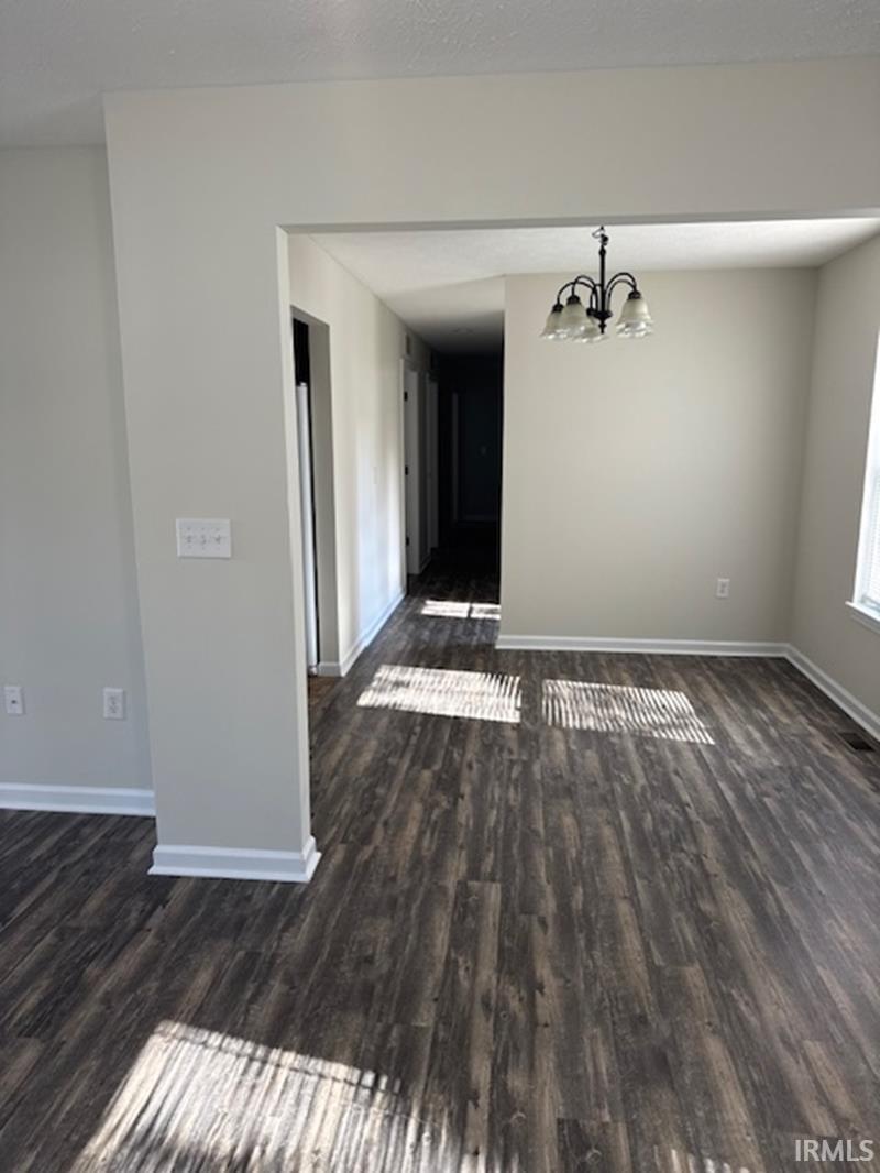 Homes for sale in Bloomington, IN | 1221 W Green Tree Ln, Bloomington, IN 47403 | MLS# 202545624