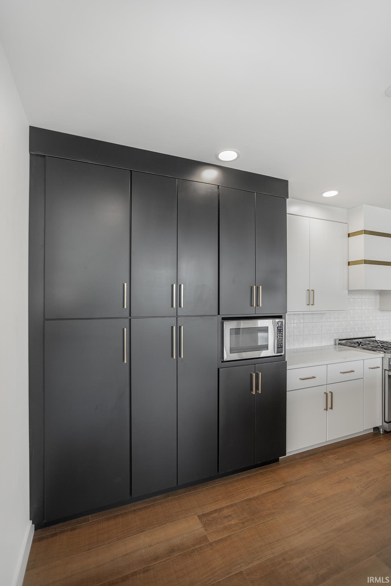 Photo 7 of 960 E Jackson, 302 Boulevard