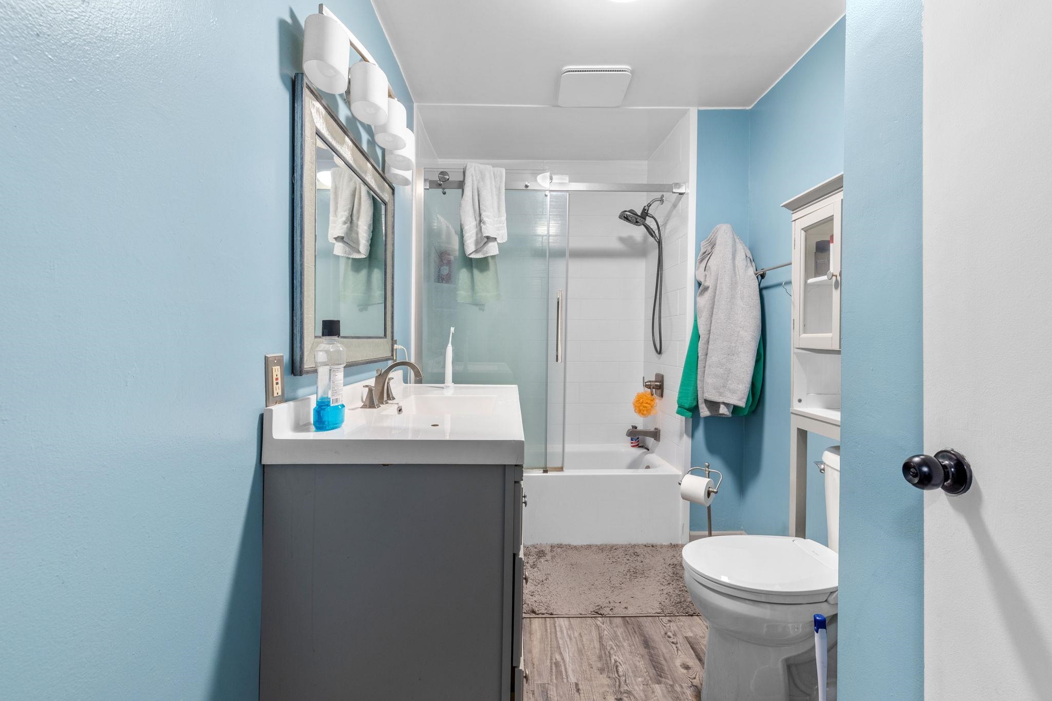 Photo 10 of 125 Kenwood Avenue