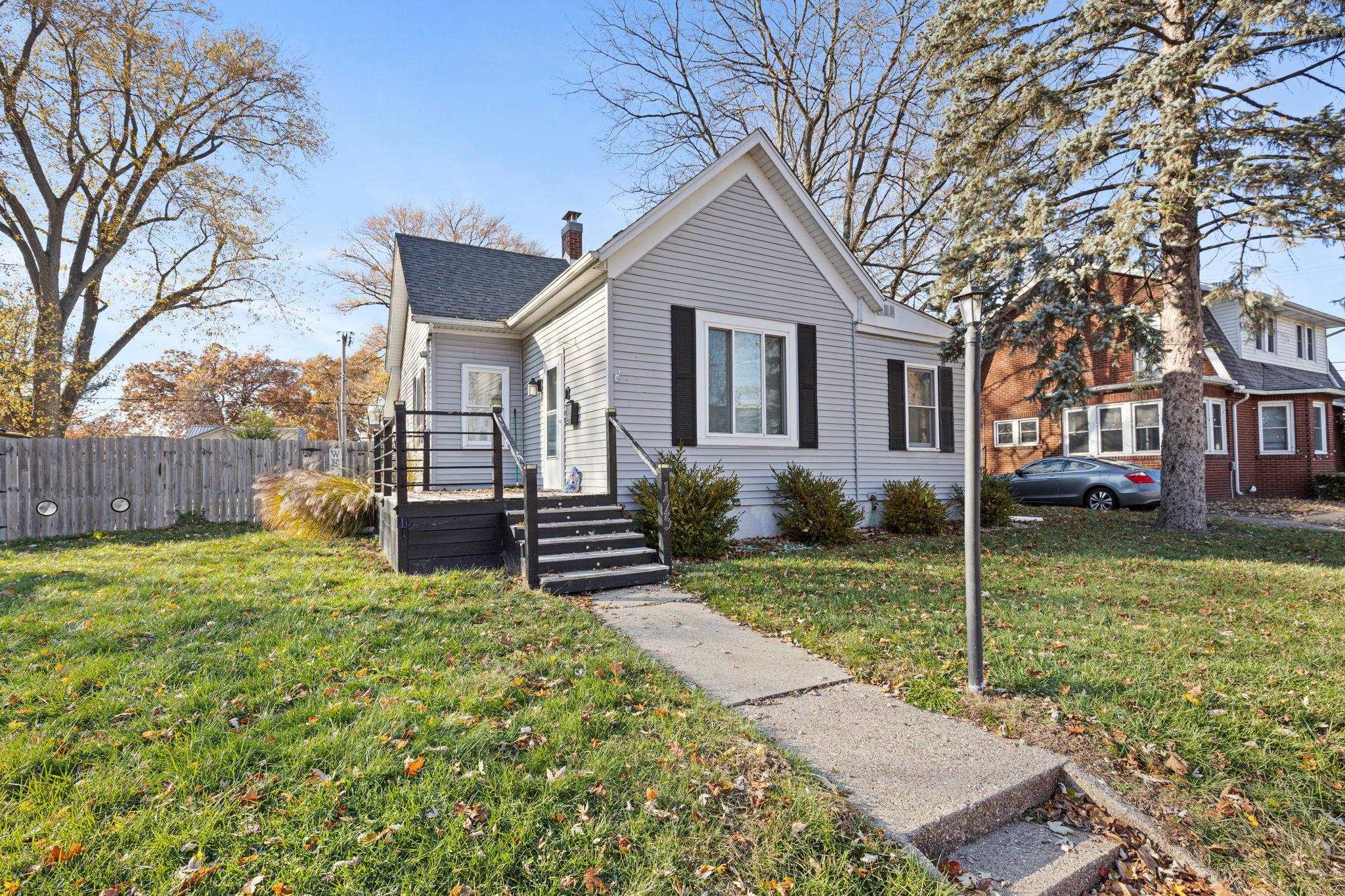 Photo 2 of 125 Kenwood Avenue