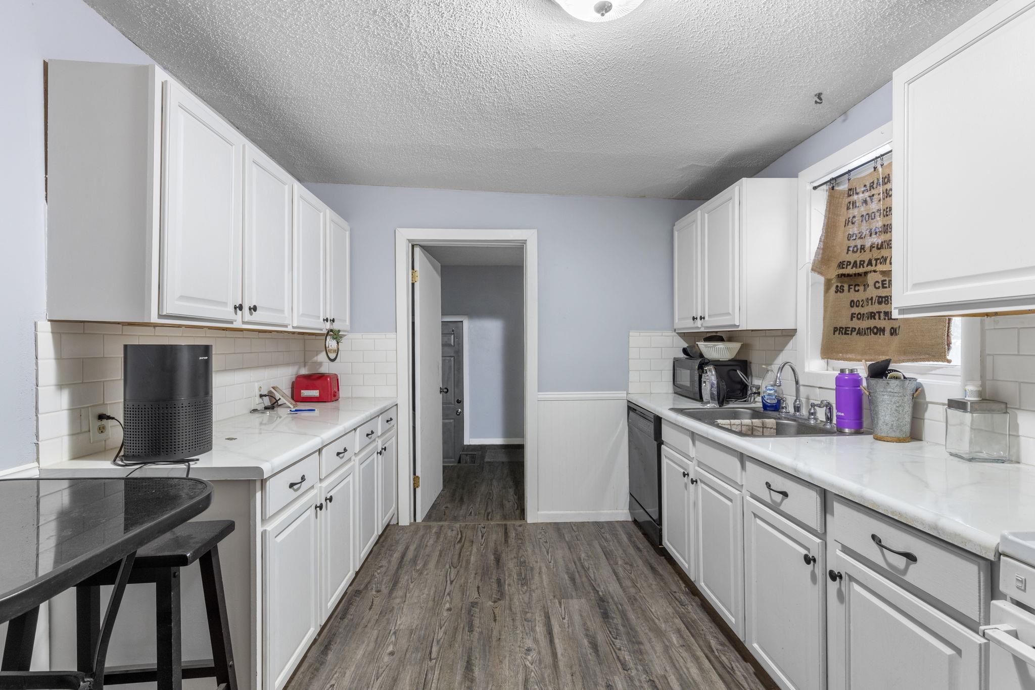 Photo 9 of 125 Kenwood Avenue