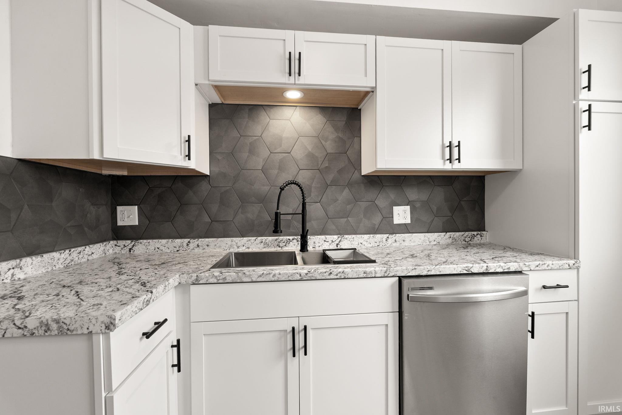 Photo 14 of 3004 Hoagland Avenue