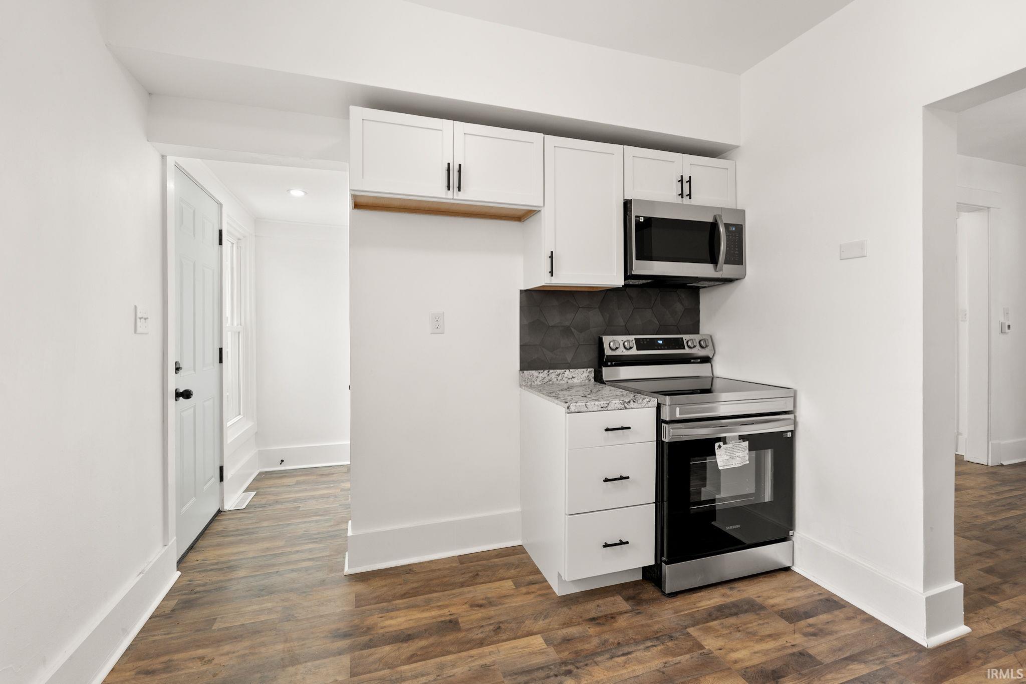 Photo 15 of 3004 Hoagland Avenue