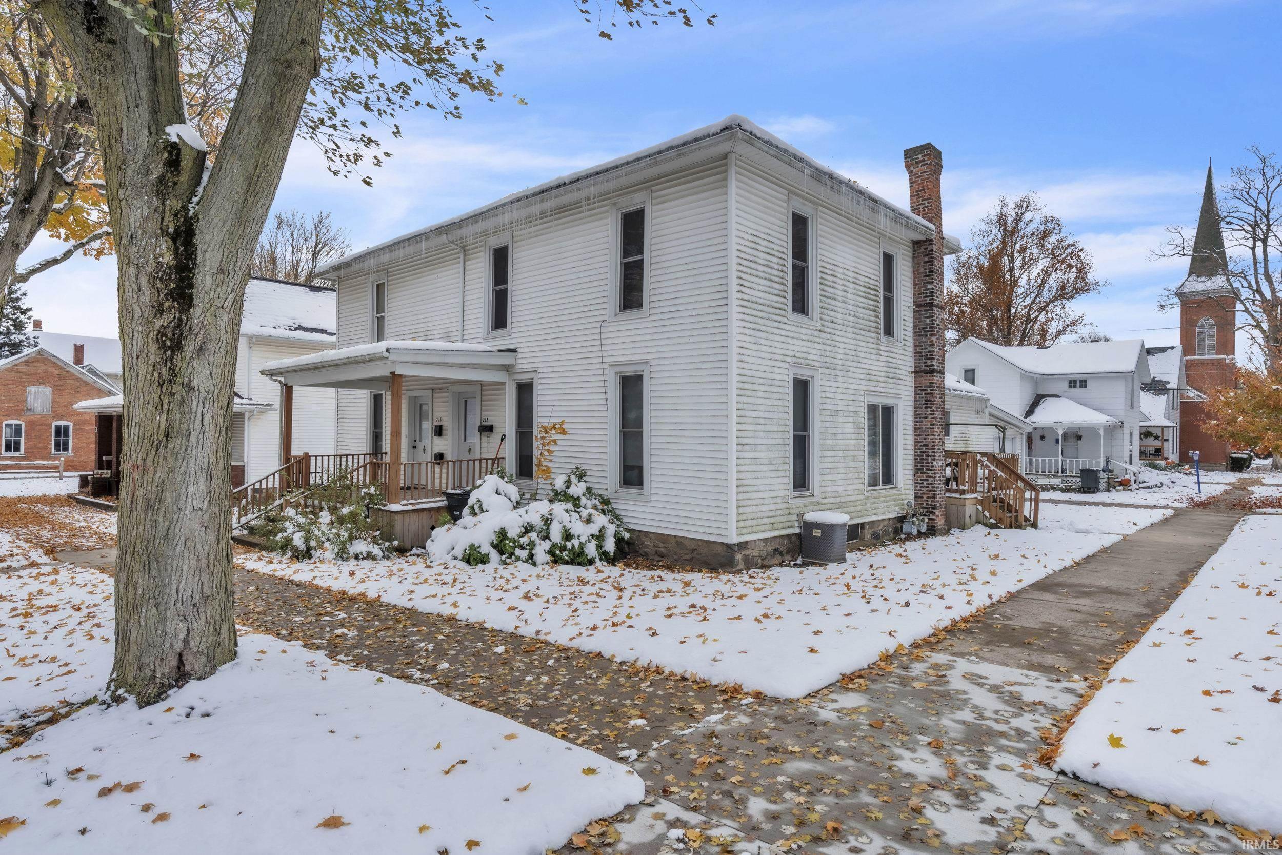 Photo 2 of 215 N York Street