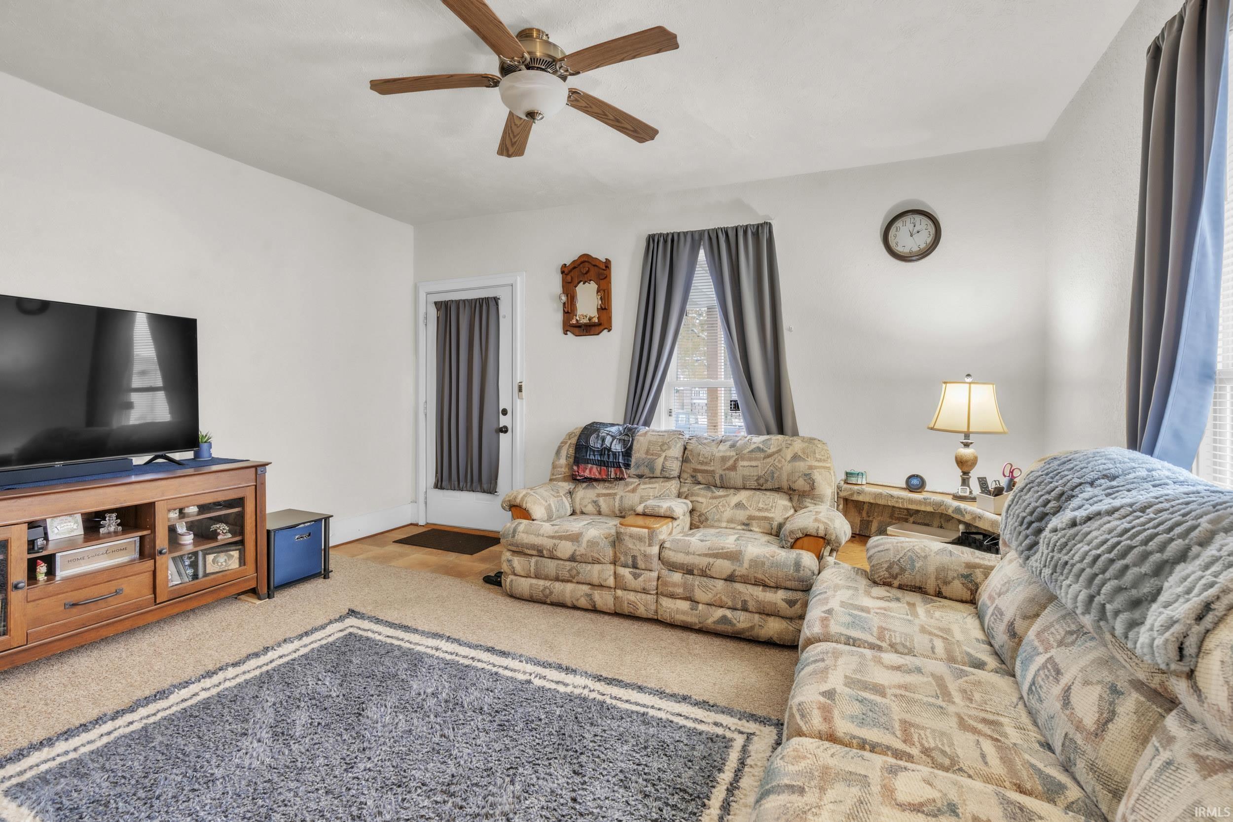 Photo 6 of 215 N York Street