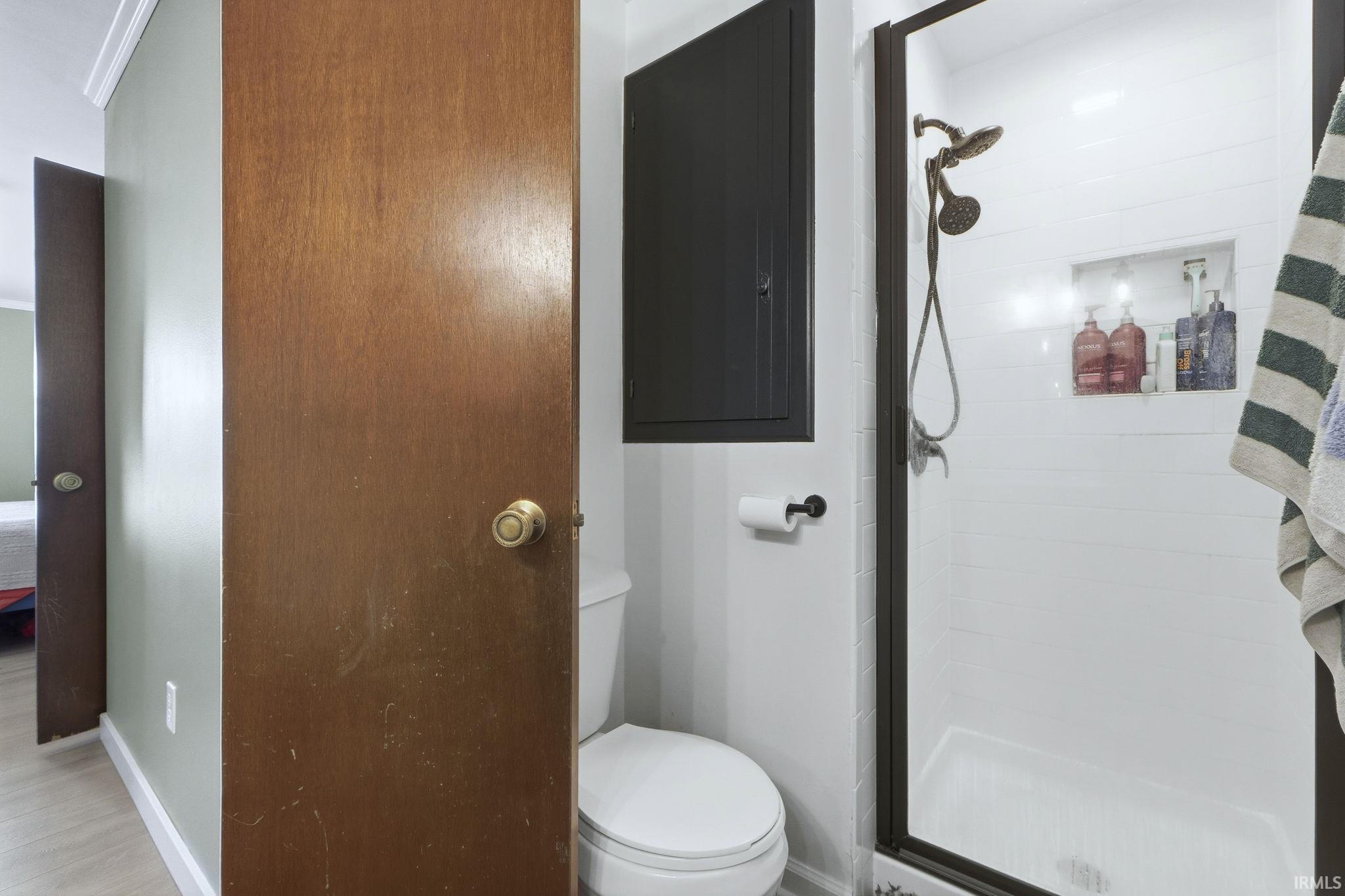 Photo 11 of 5907 Bellingham Lane