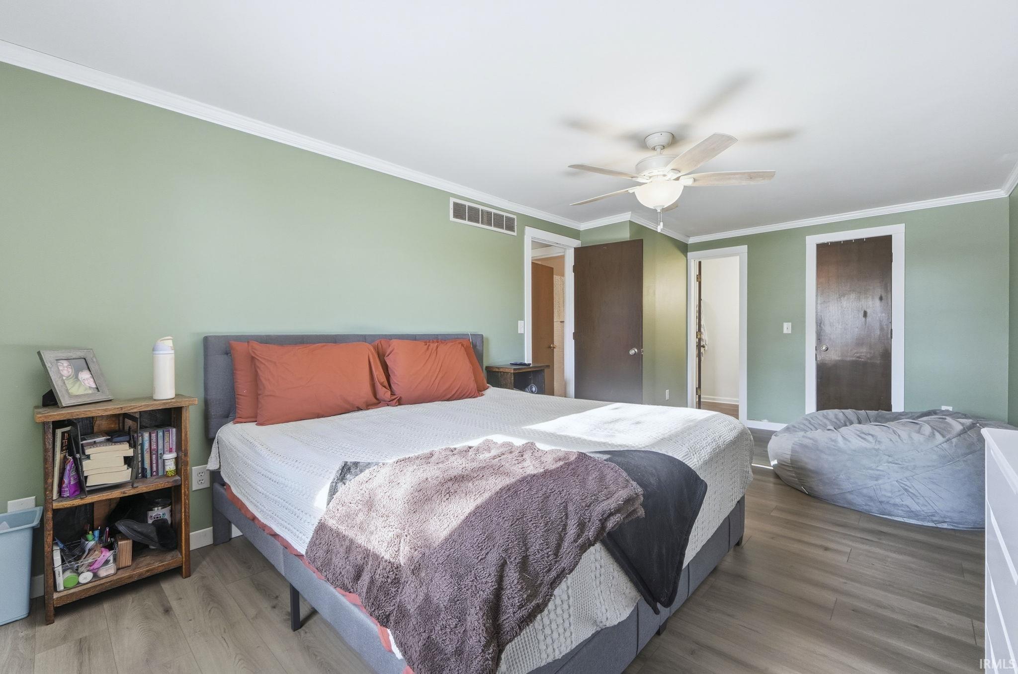 Photo 7 of 5907 Bellingham Lane