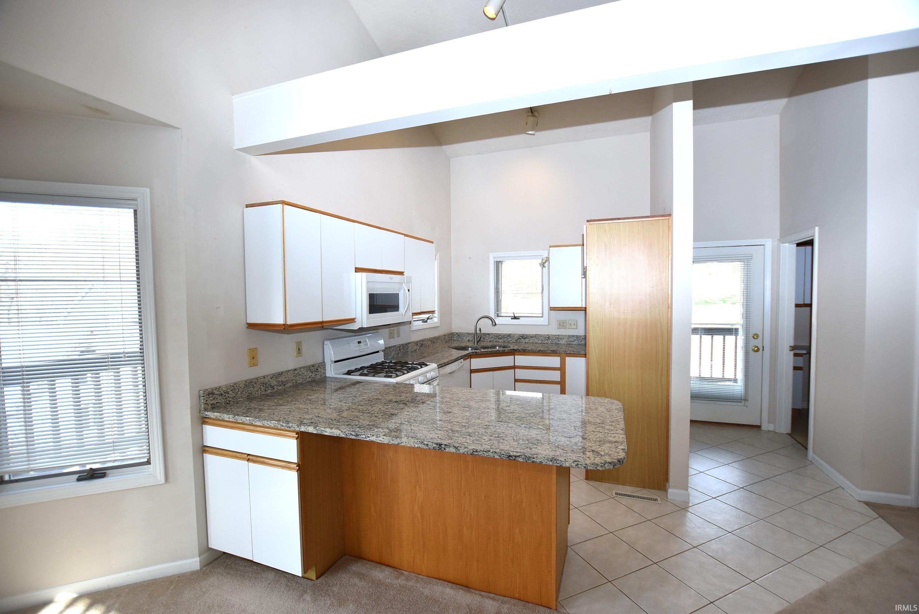 Homes for sale in Bloomington, IN | 9567 S Harbour Pointe Dr #53, Bloomington, IN 47401 | MLS# 202545833