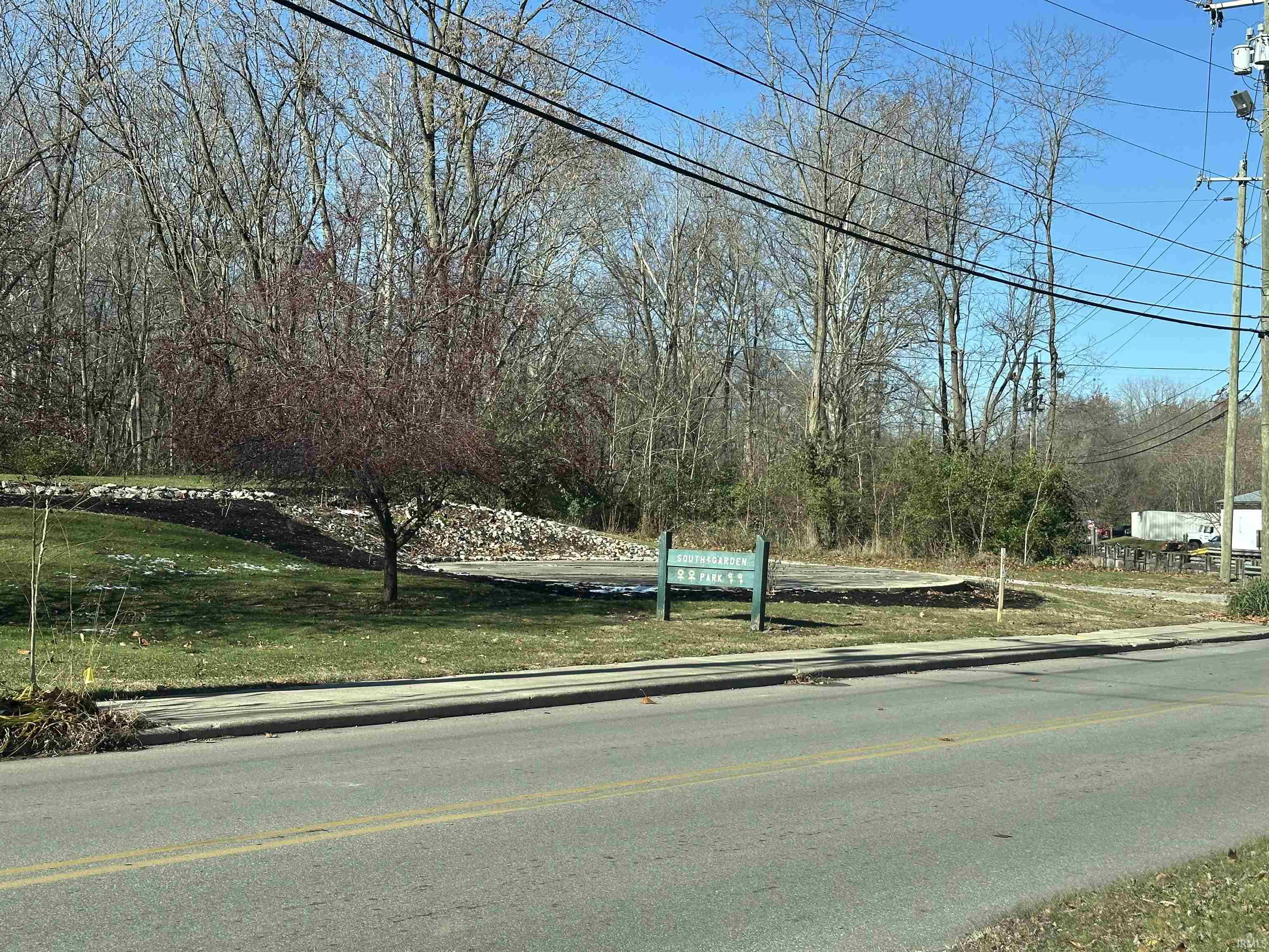 Photo 3 of 765 Lafontaine Avenue