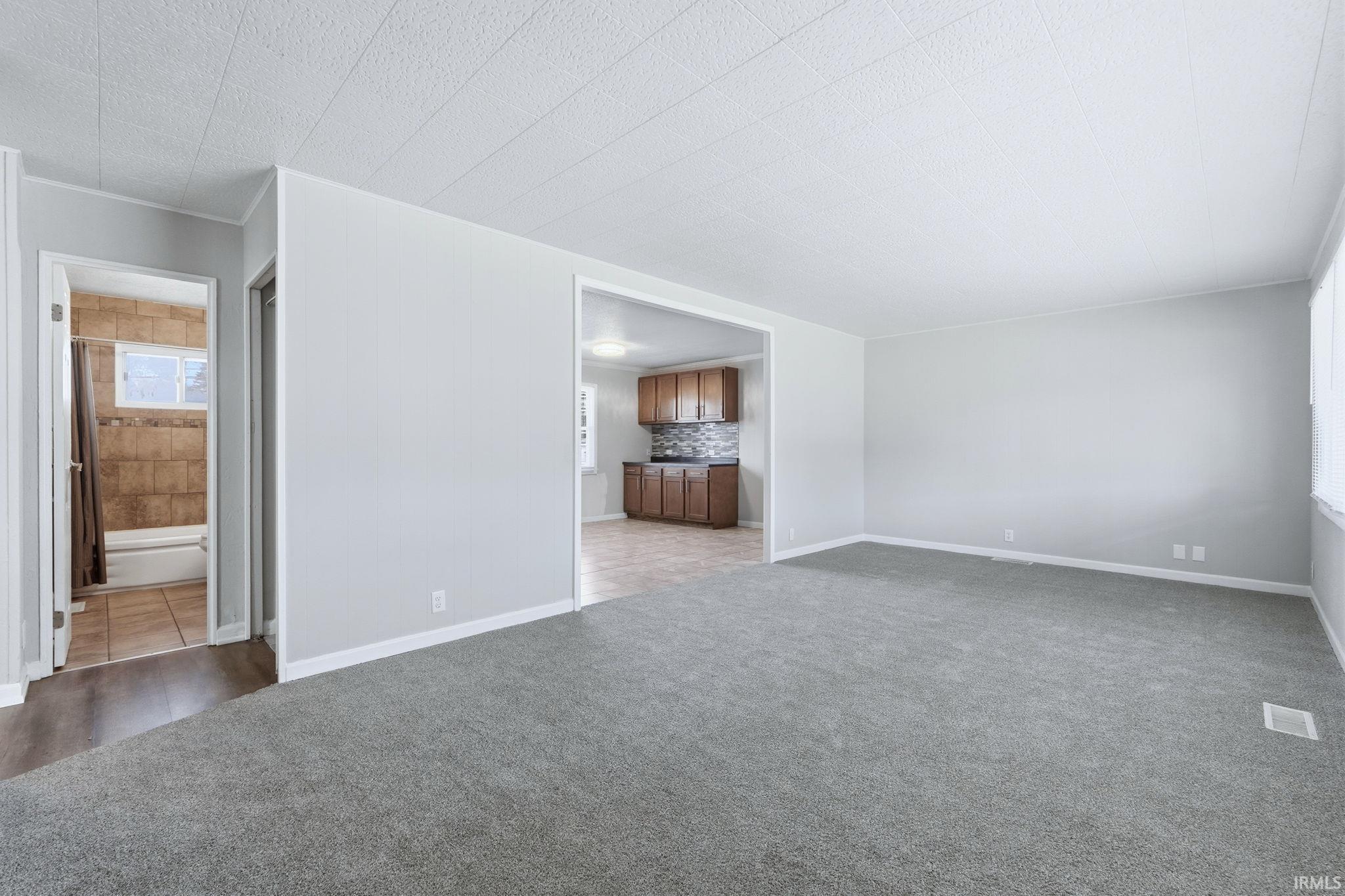 Photo 3 of 1208 Braeburn Drive