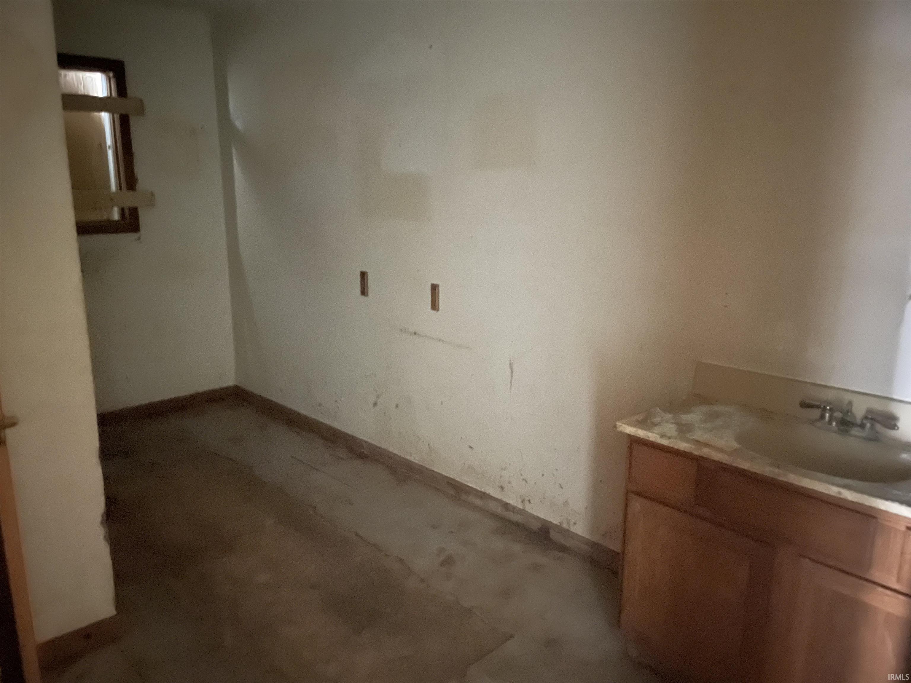 Photo 9 of 2165 E 400 S