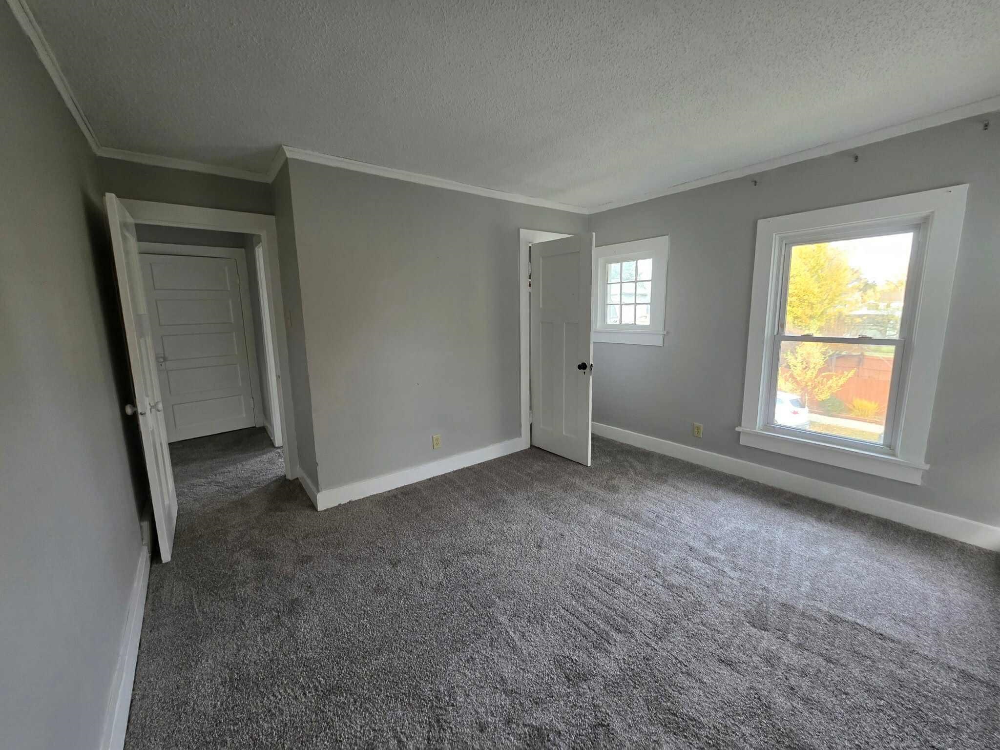 Photo 16 of 1109 W Packard Avenue