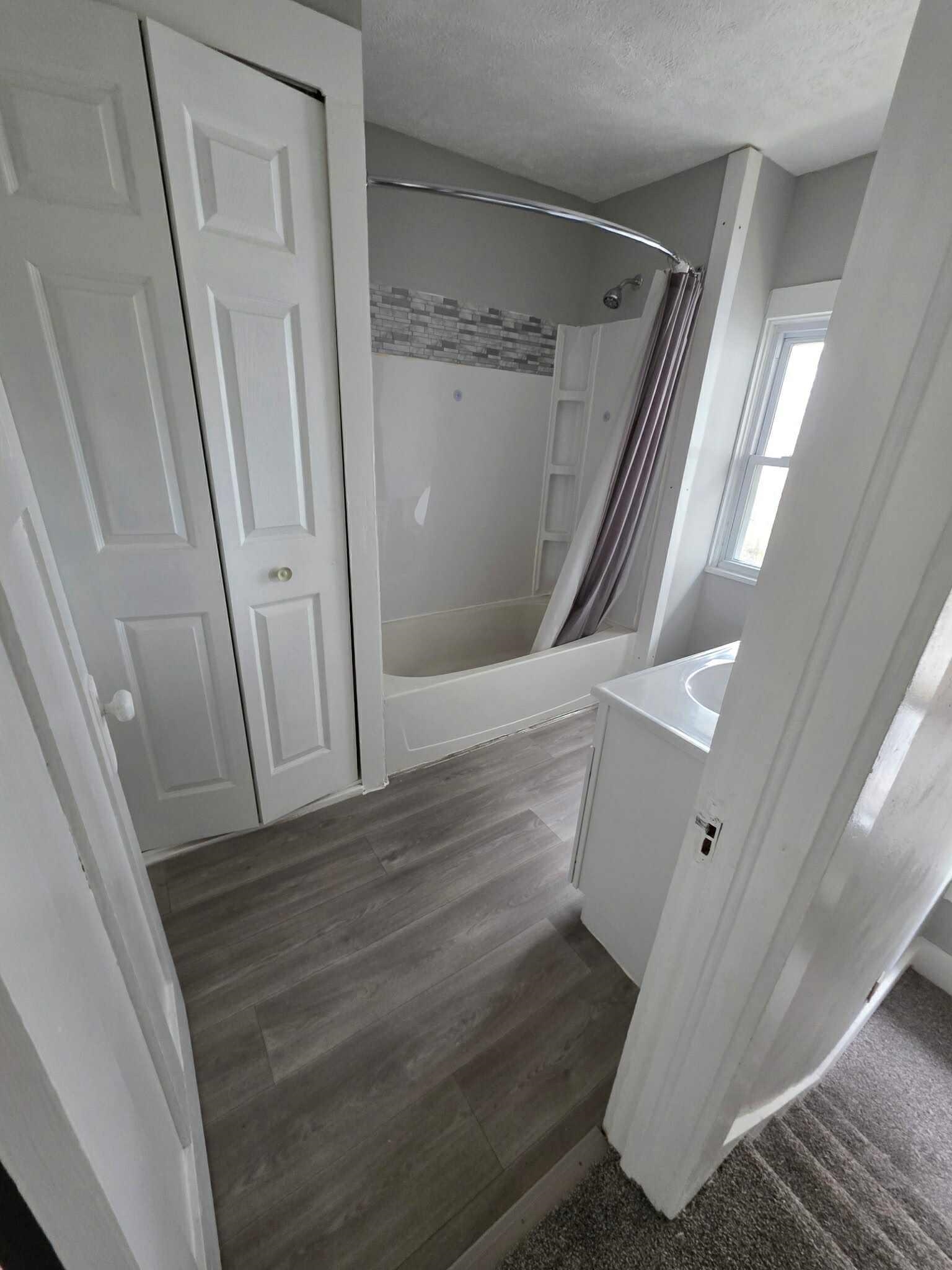 Photo 18 of 1109 W Packard Avenue