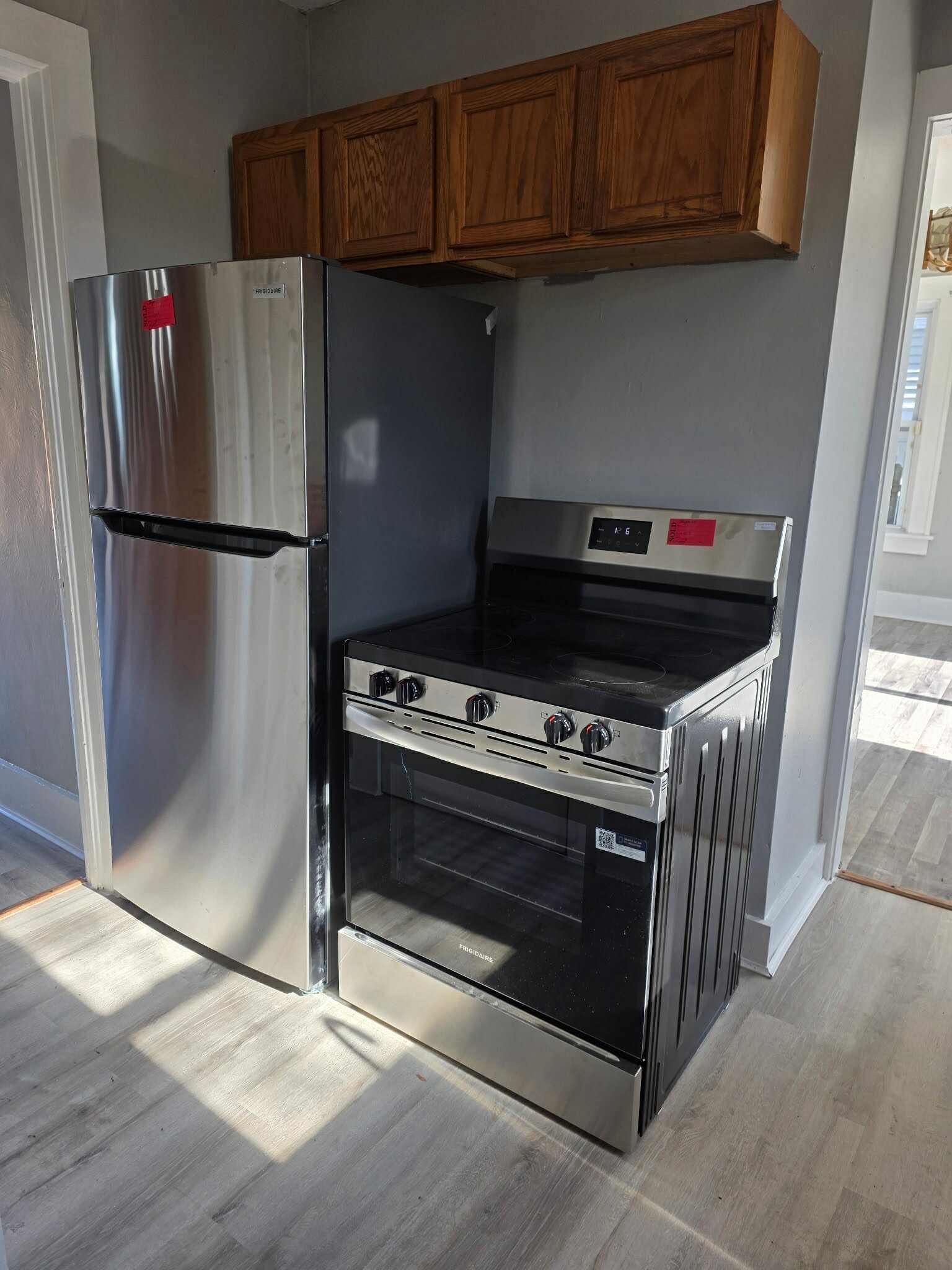 Photo 7 of 1109 W Packard Avenue