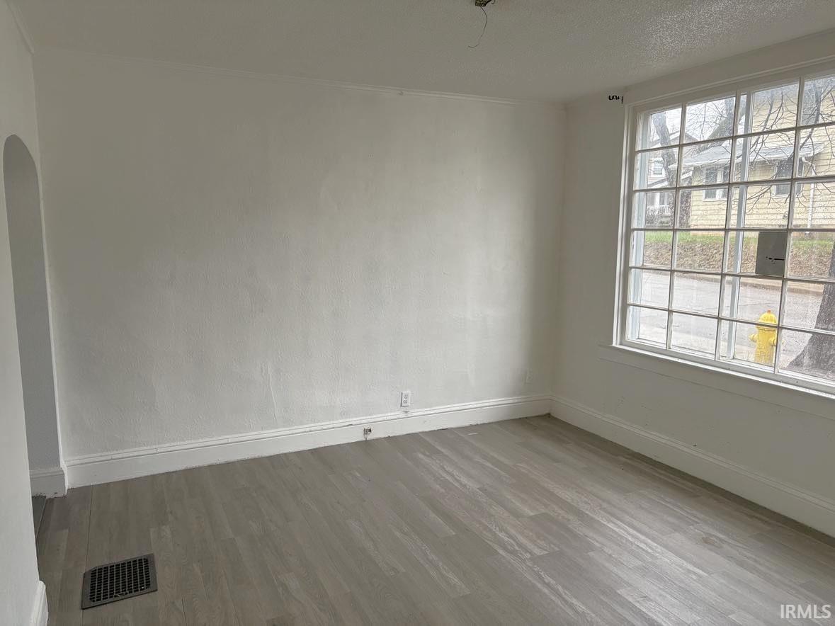 Photo 7 of 1331 Michigan Avenue