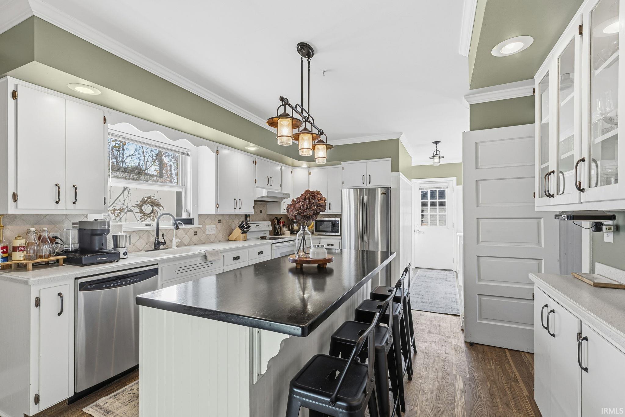 Photo 10 of 801 S 6th Street