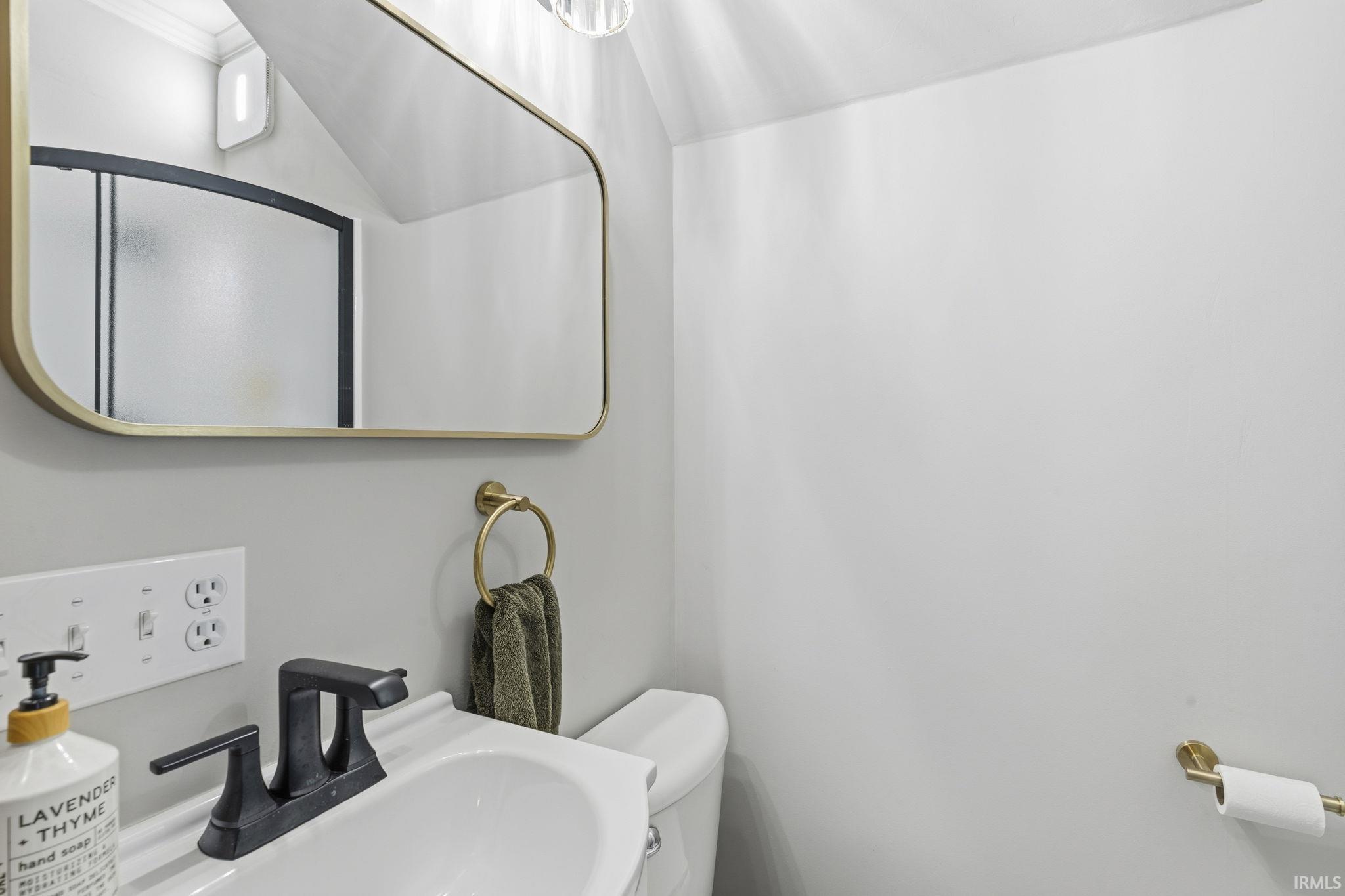 Photo 14 of 801 S 6th Street