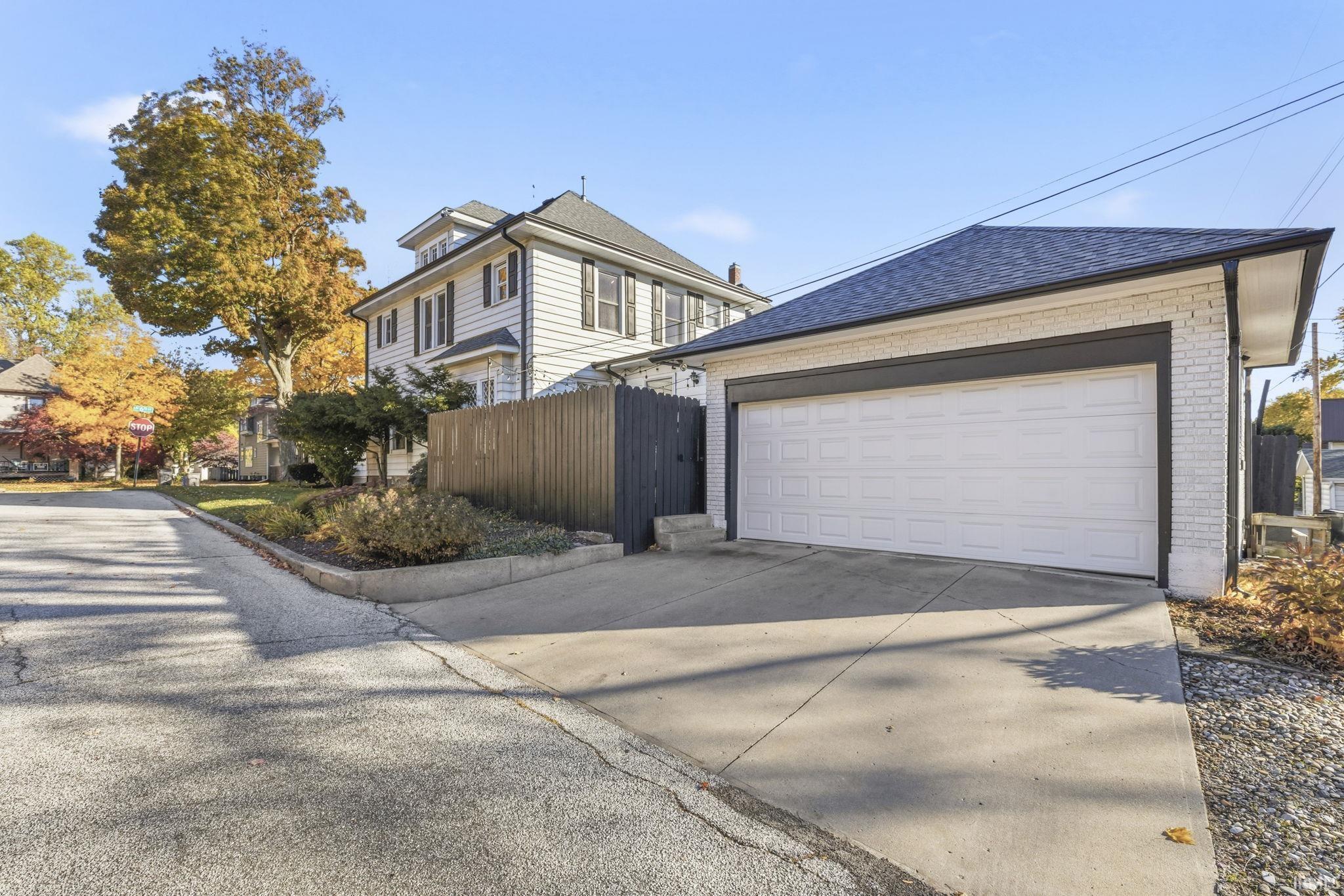 Photo 25 of 801 S 6th Street