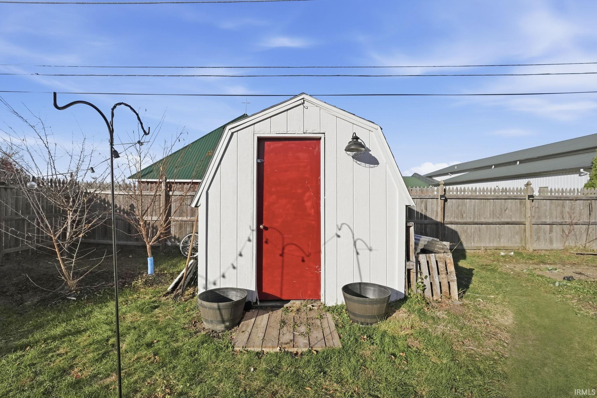 Photo 16 of 8 Turquoise Street