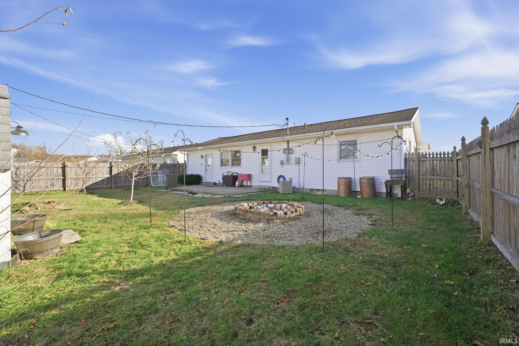 Photo 17 of 8 Turquoise Street