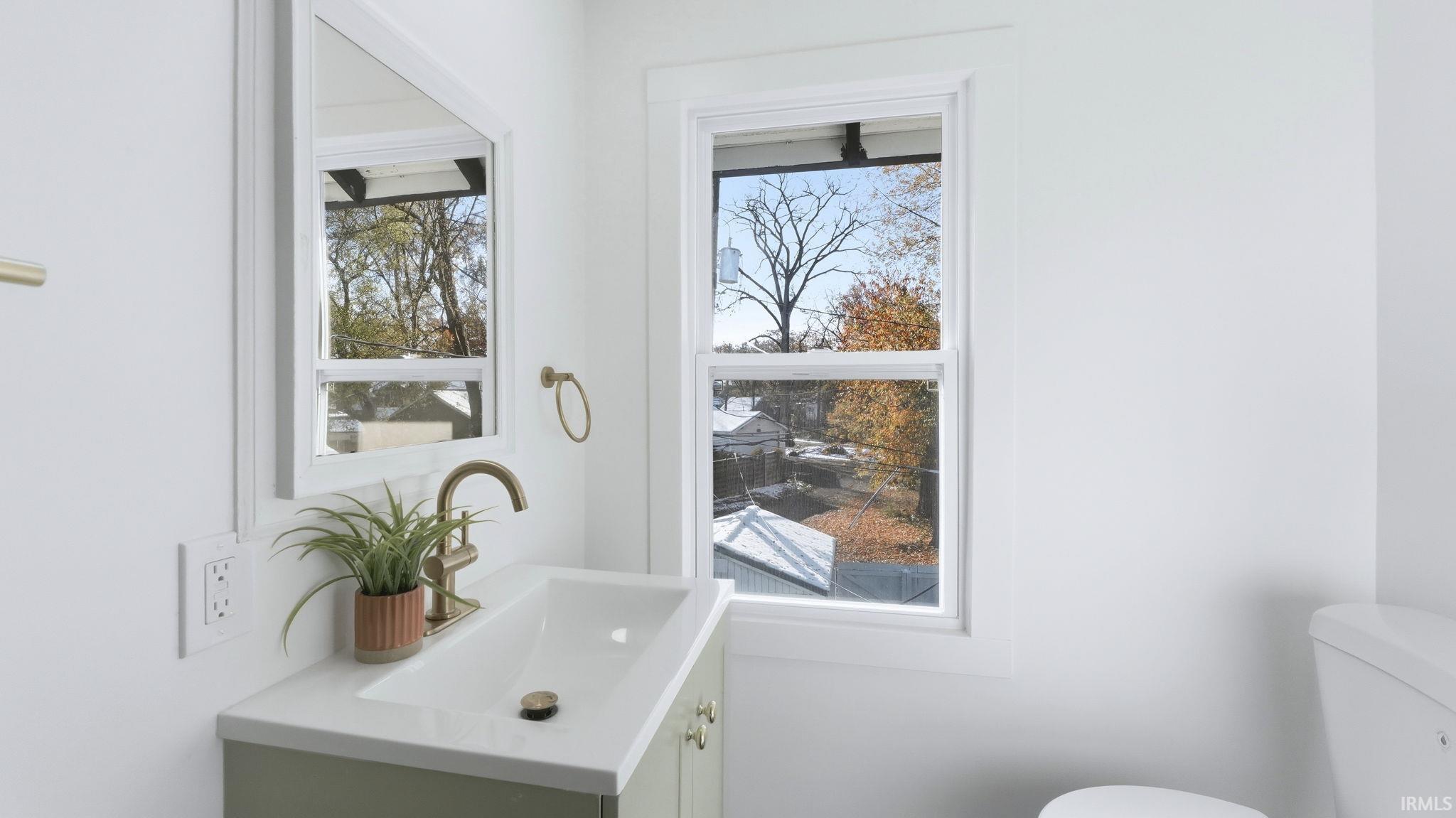 Photo 22 of 1307 W Wildwood Avenue