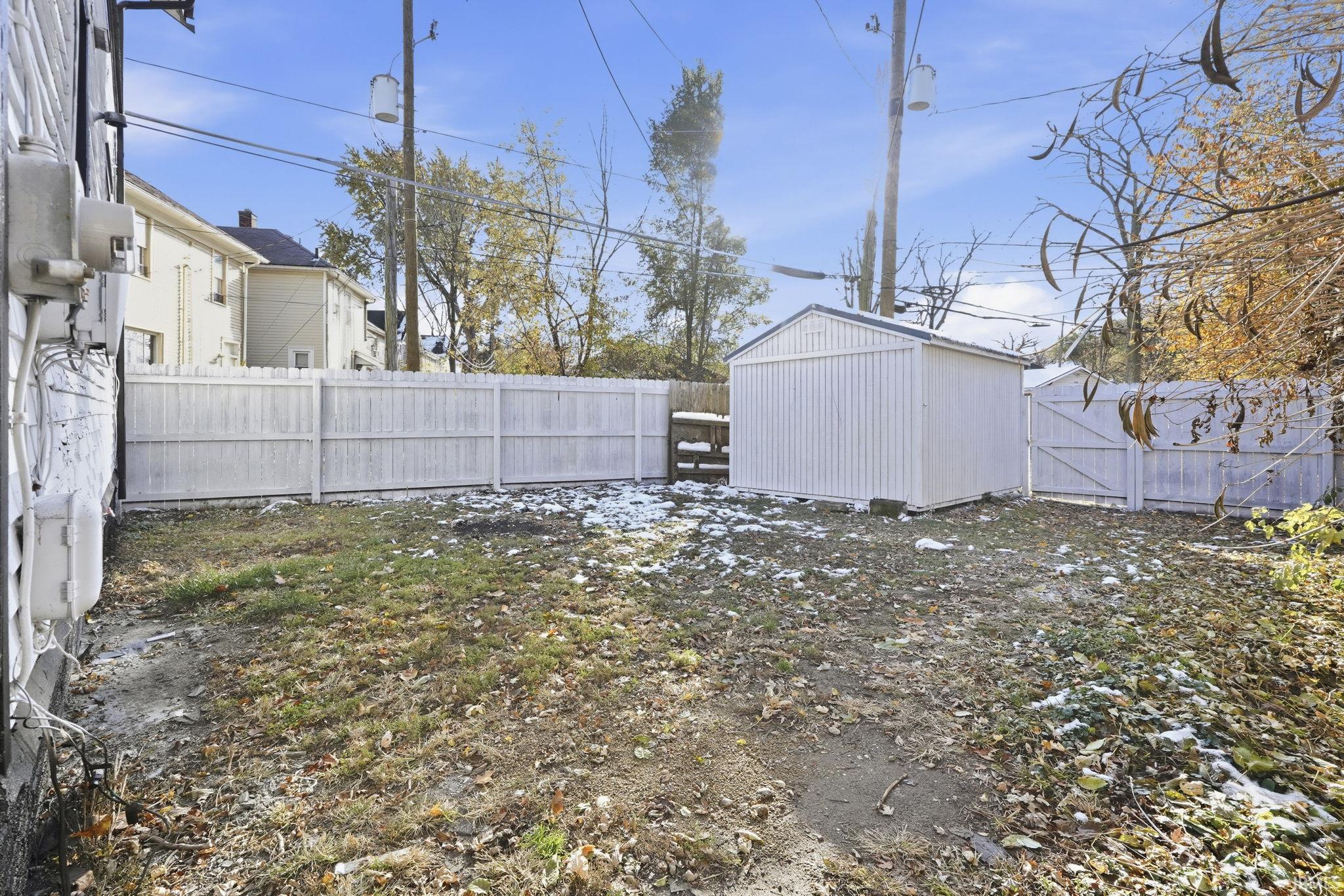 Photo 33 of 1307 W Wildwood Avenue