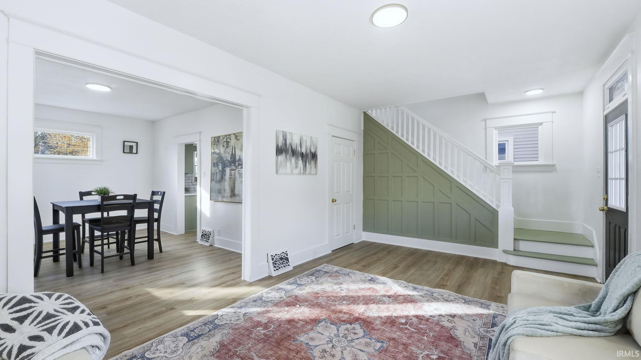 Photo 4 of 1307 W Wildwood Avenue