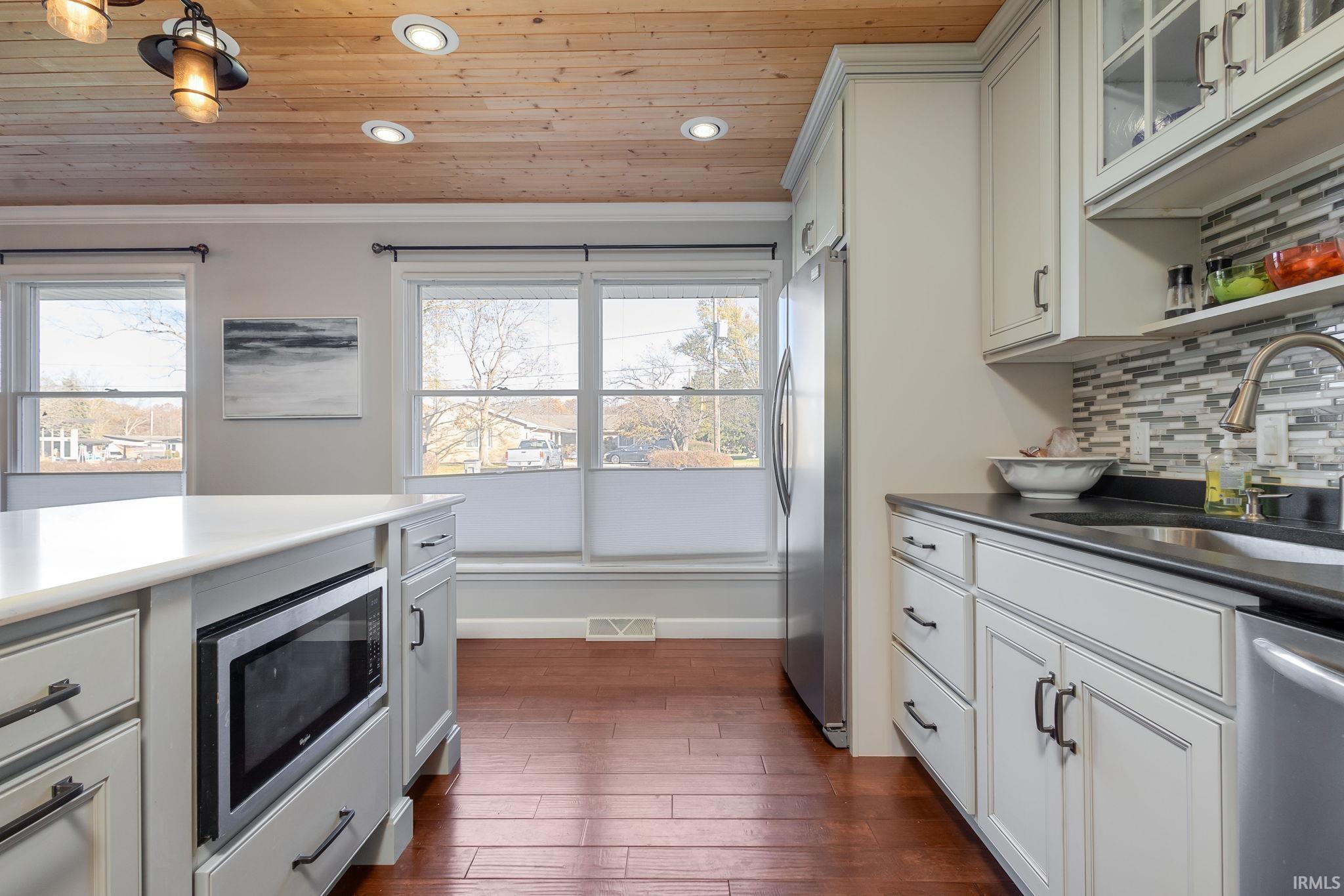 Photo 10 of 54865 W Shorelane