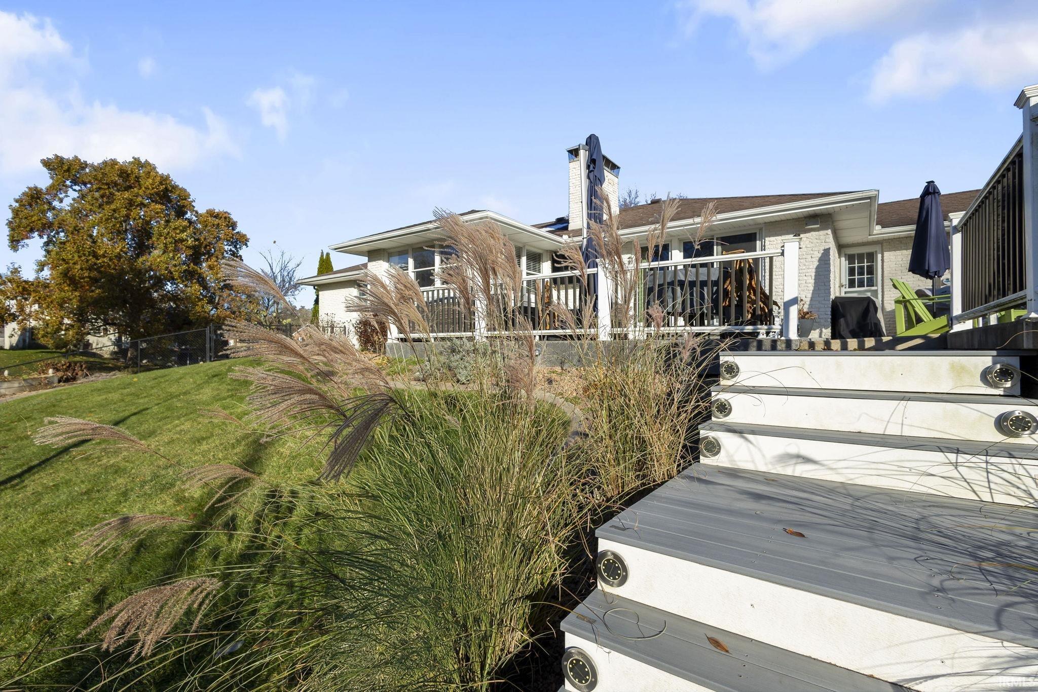 Homes for sale in Elkhart, IN | 54865 W Shorelane, Elkhart, IN 46514 | MLS# 202546163