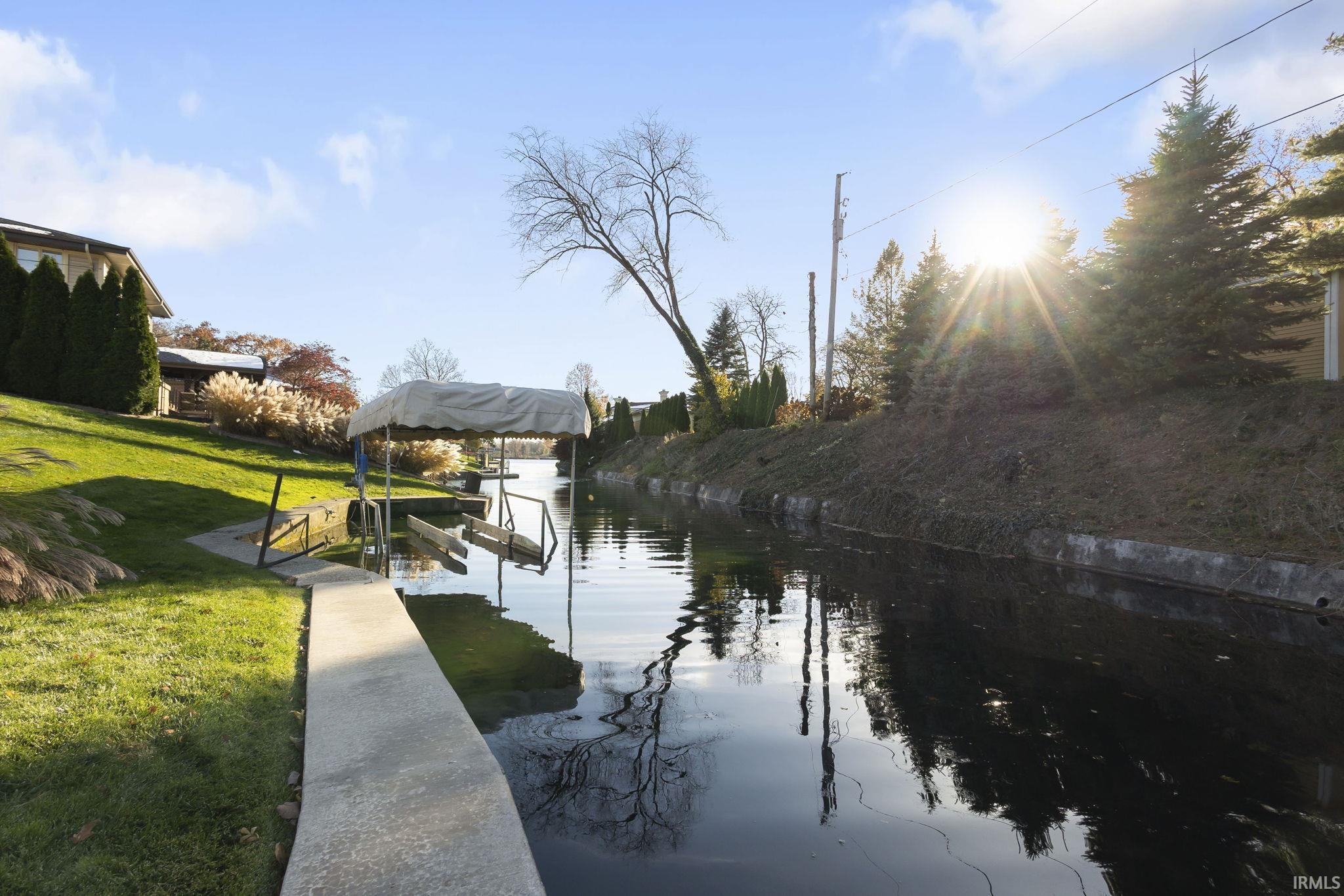 Photo 5 of 54865 W Shorelane