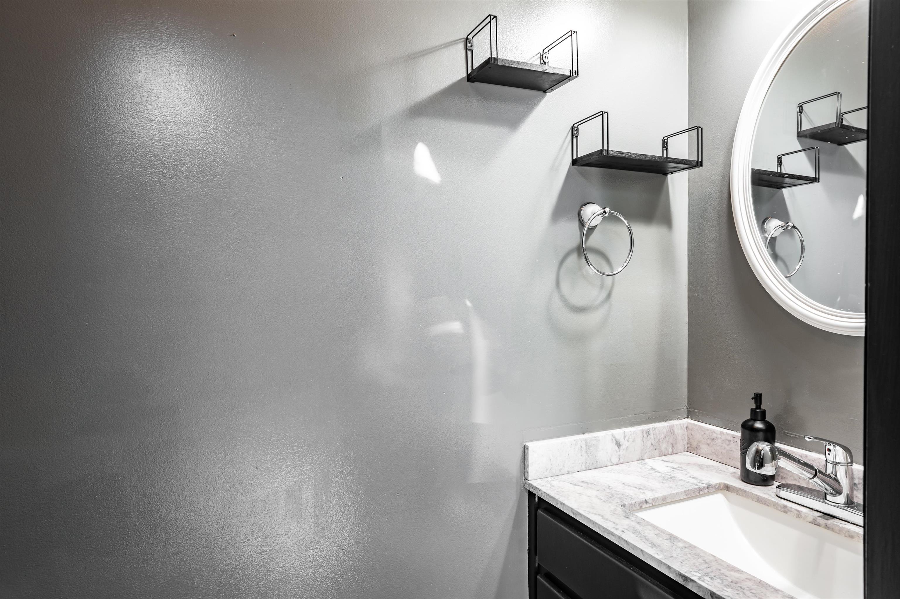 Photo 25 of 131 EMS C29A Lane