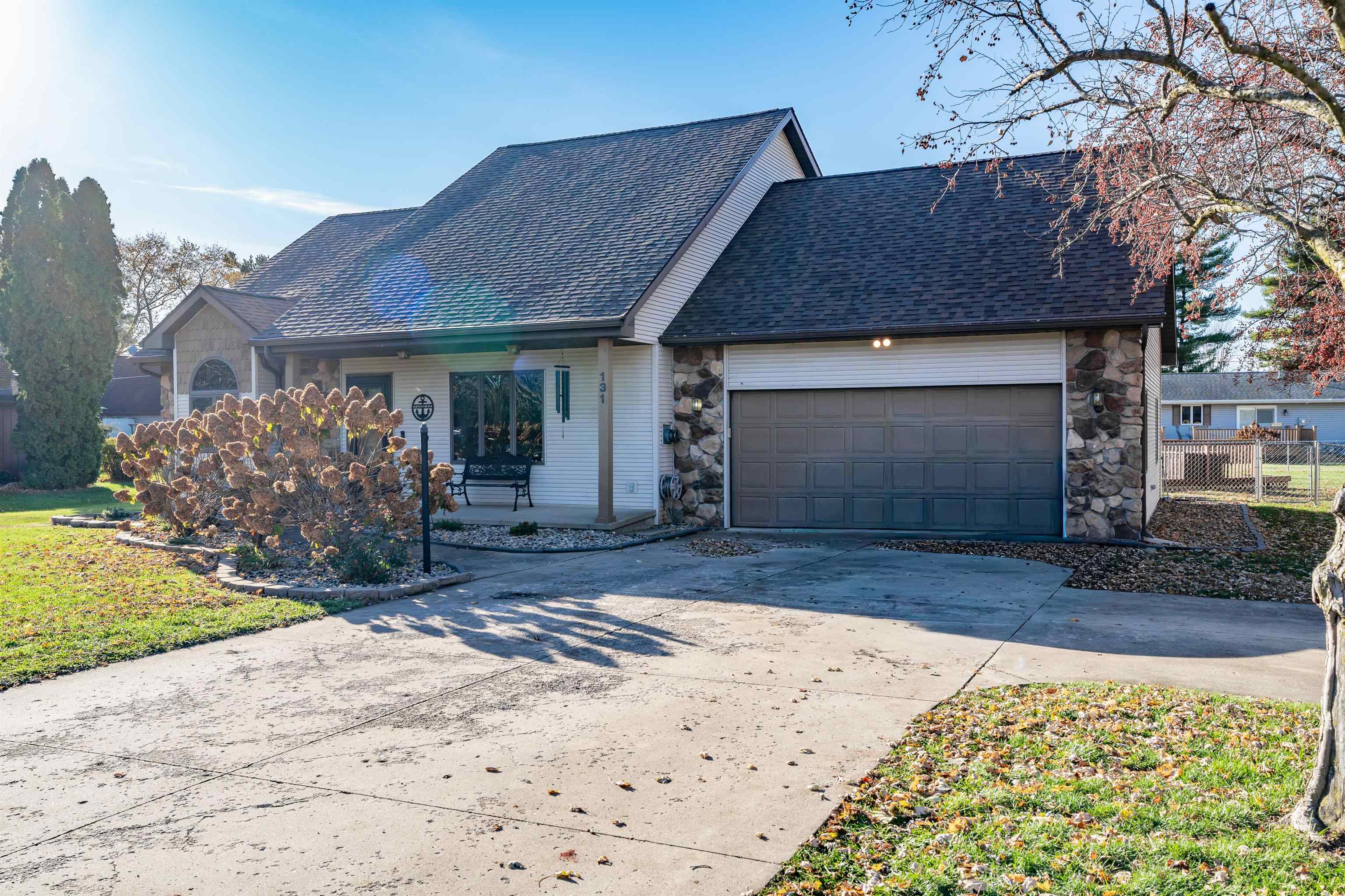 Photo 30 of 131 EMS C29A Lane