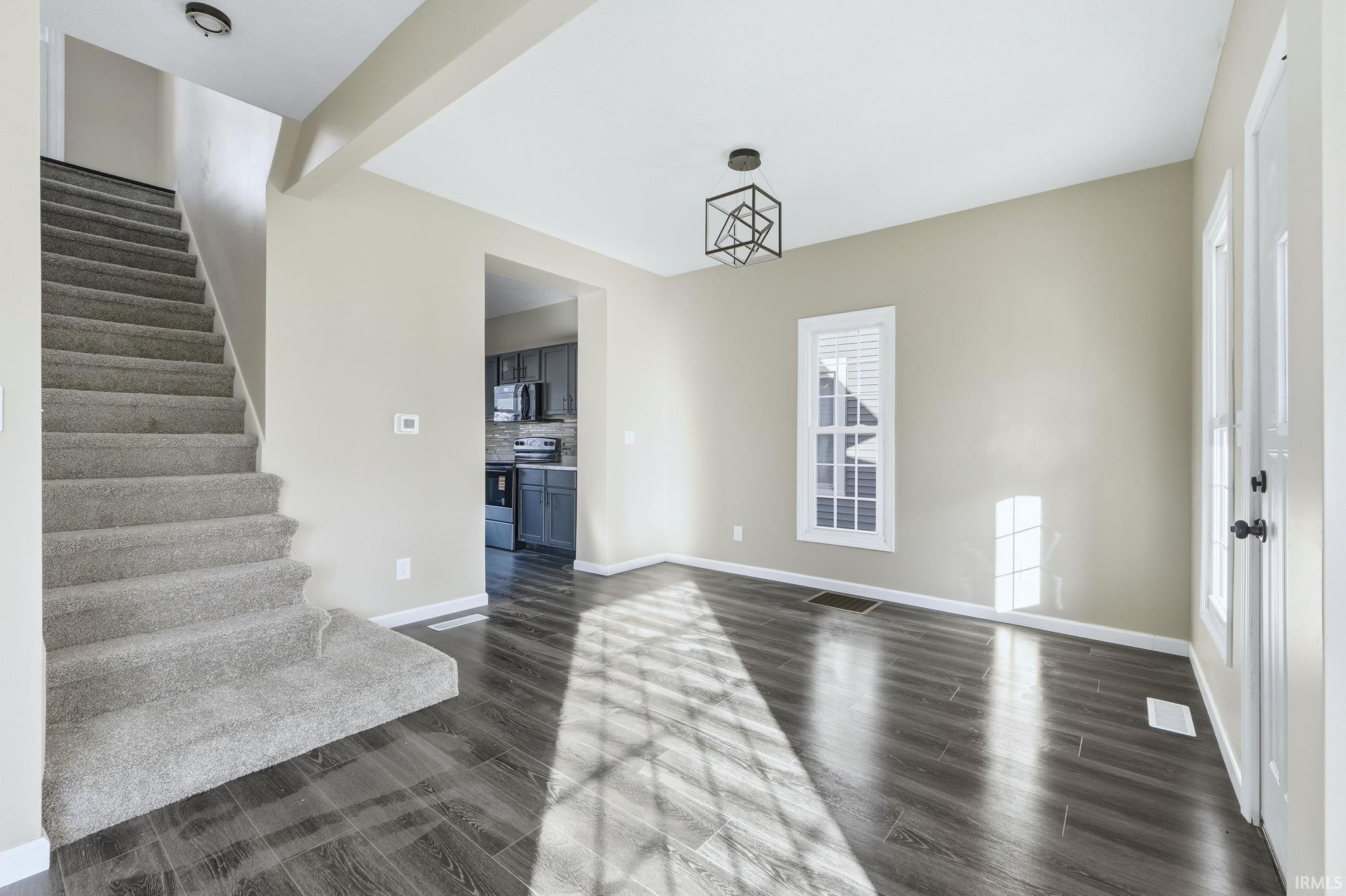 Photo 17 of 707 Richmond Street