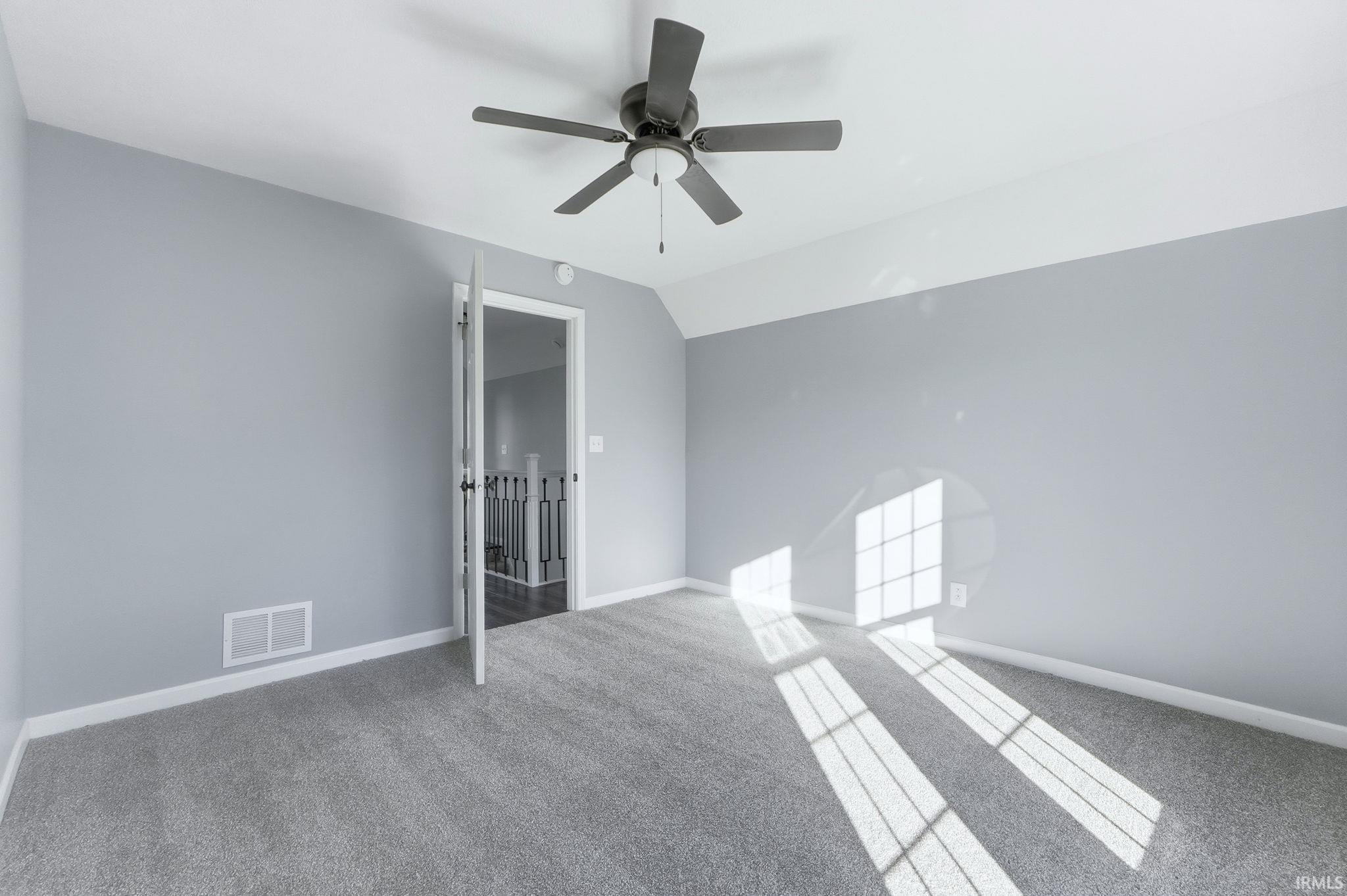 Photo 2 of 707 Richmond Street