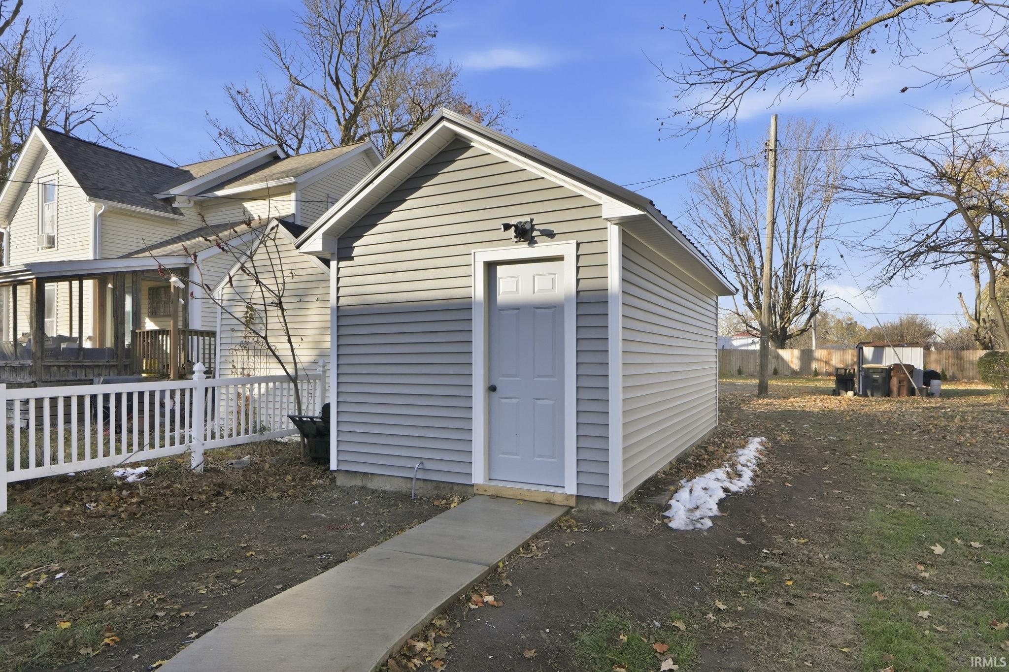 Photo 28 of 707 Richmond Street