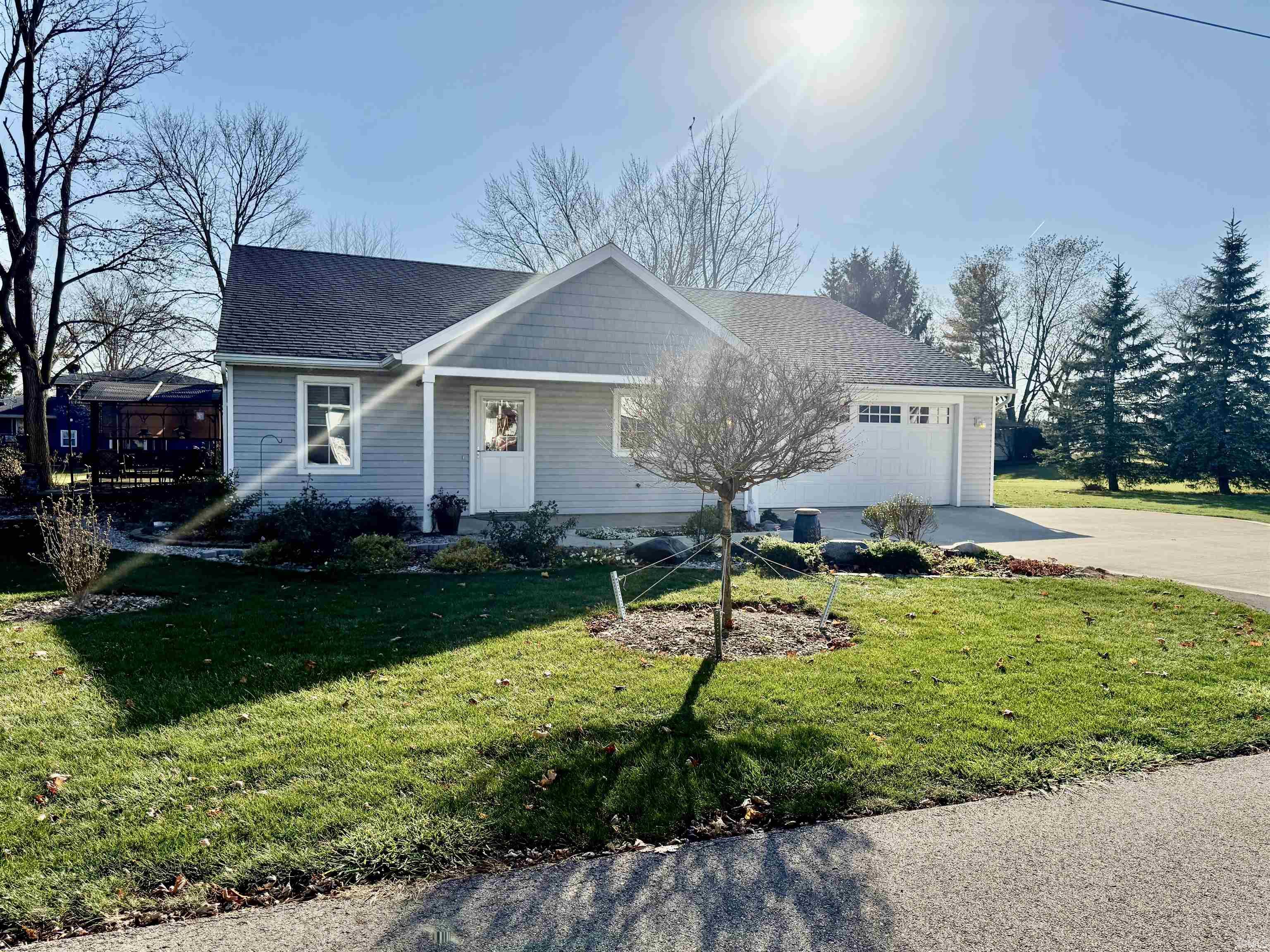 Photo 4 of 13638 Leo Road