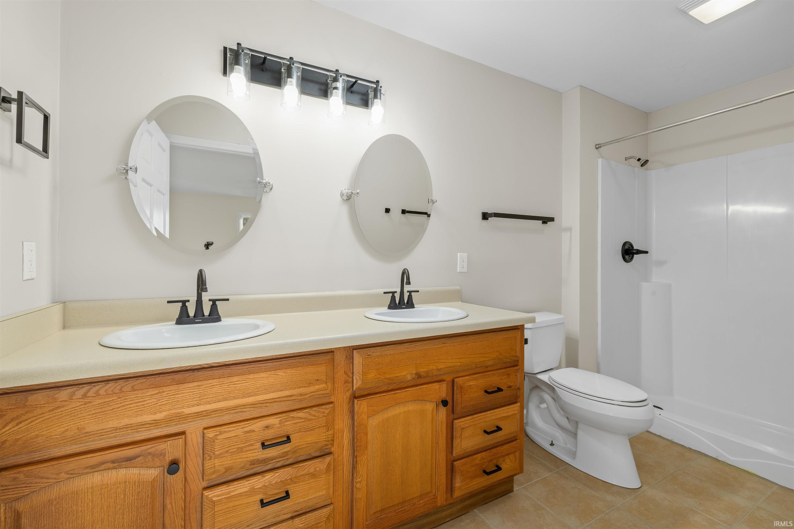 Photo 16 of 14533 Bitternut Lane