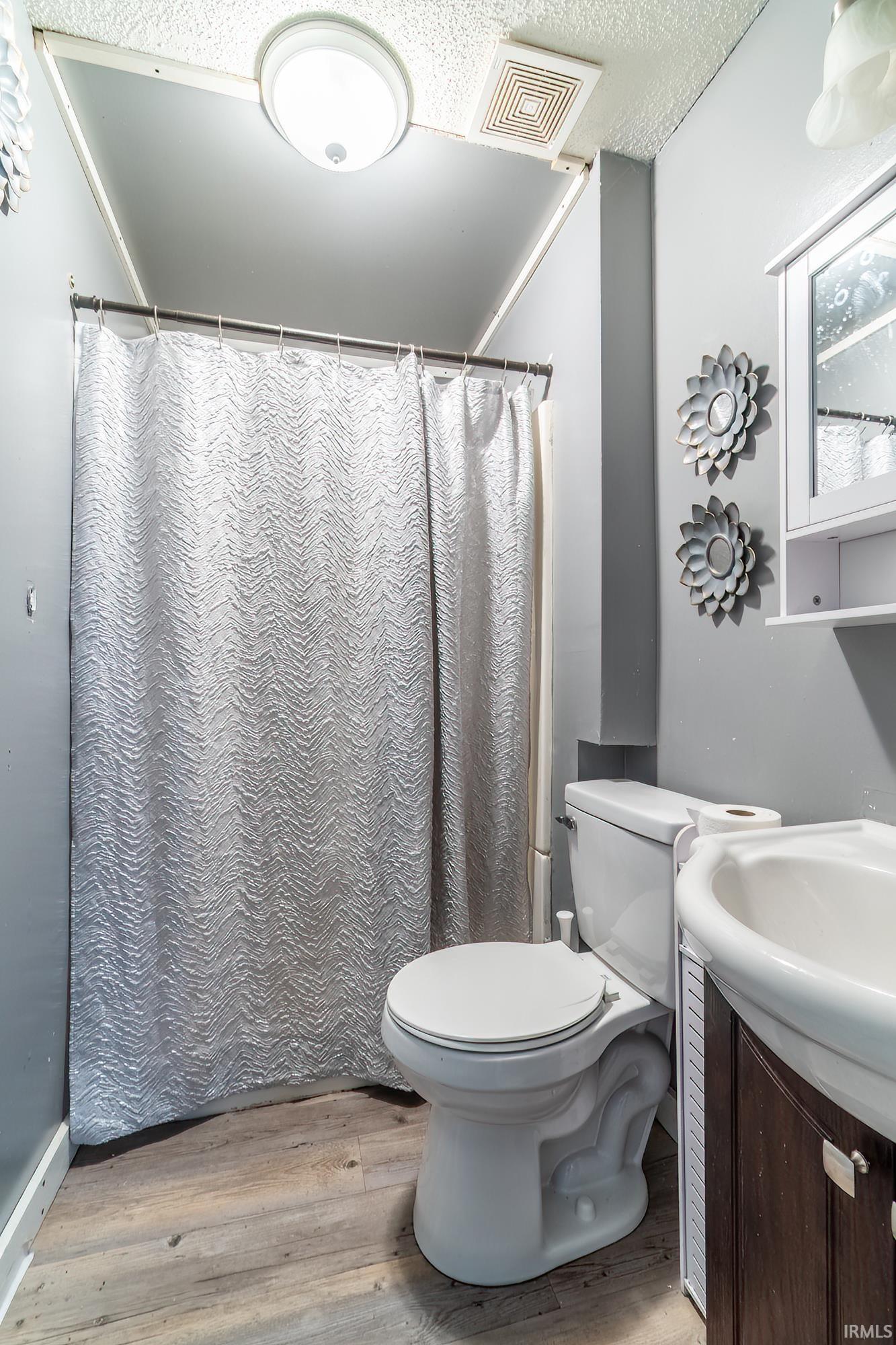 Photo 17 of 3626 Three Oaks Drives